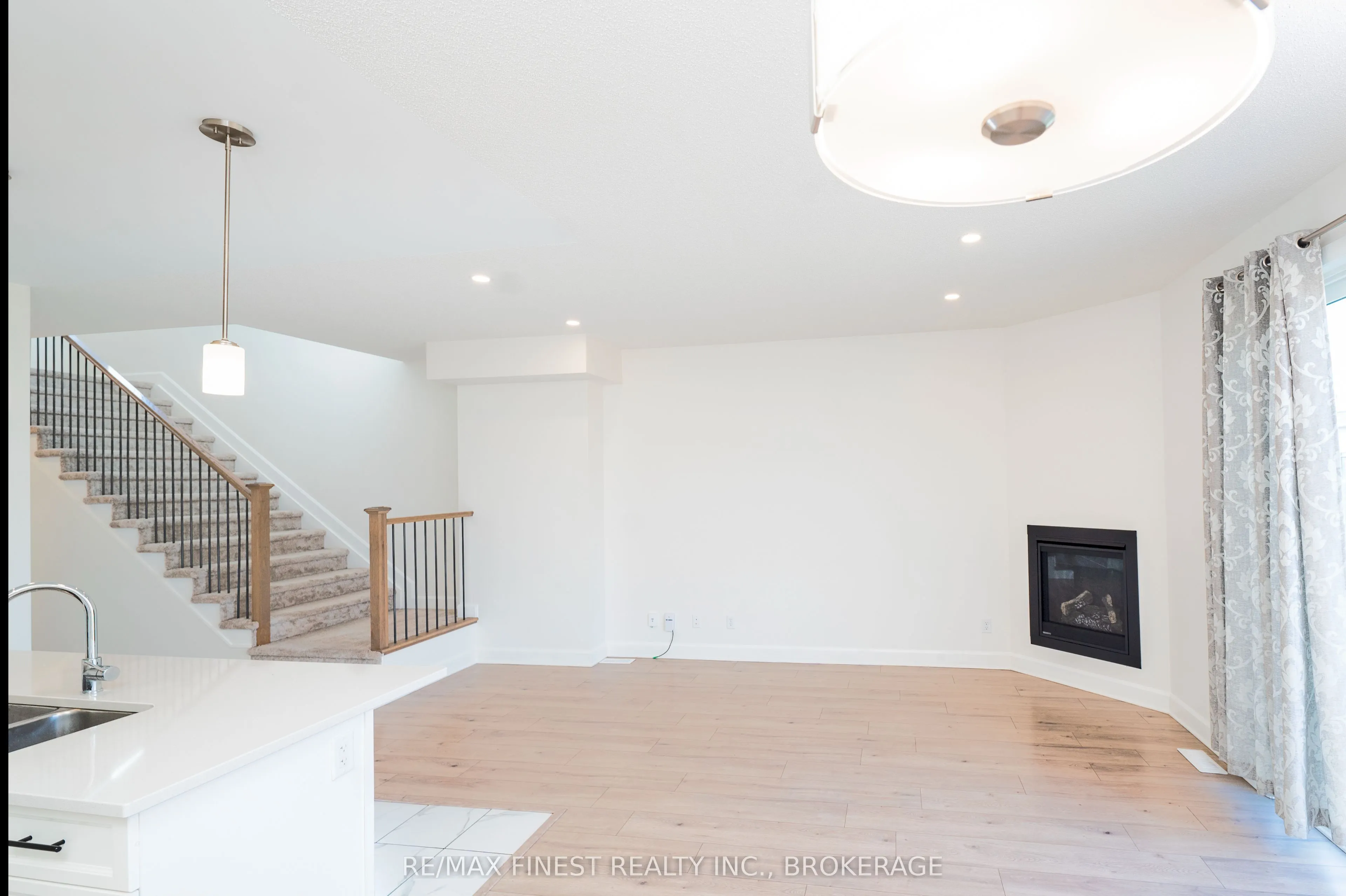 1391 ANDERSEN Drive