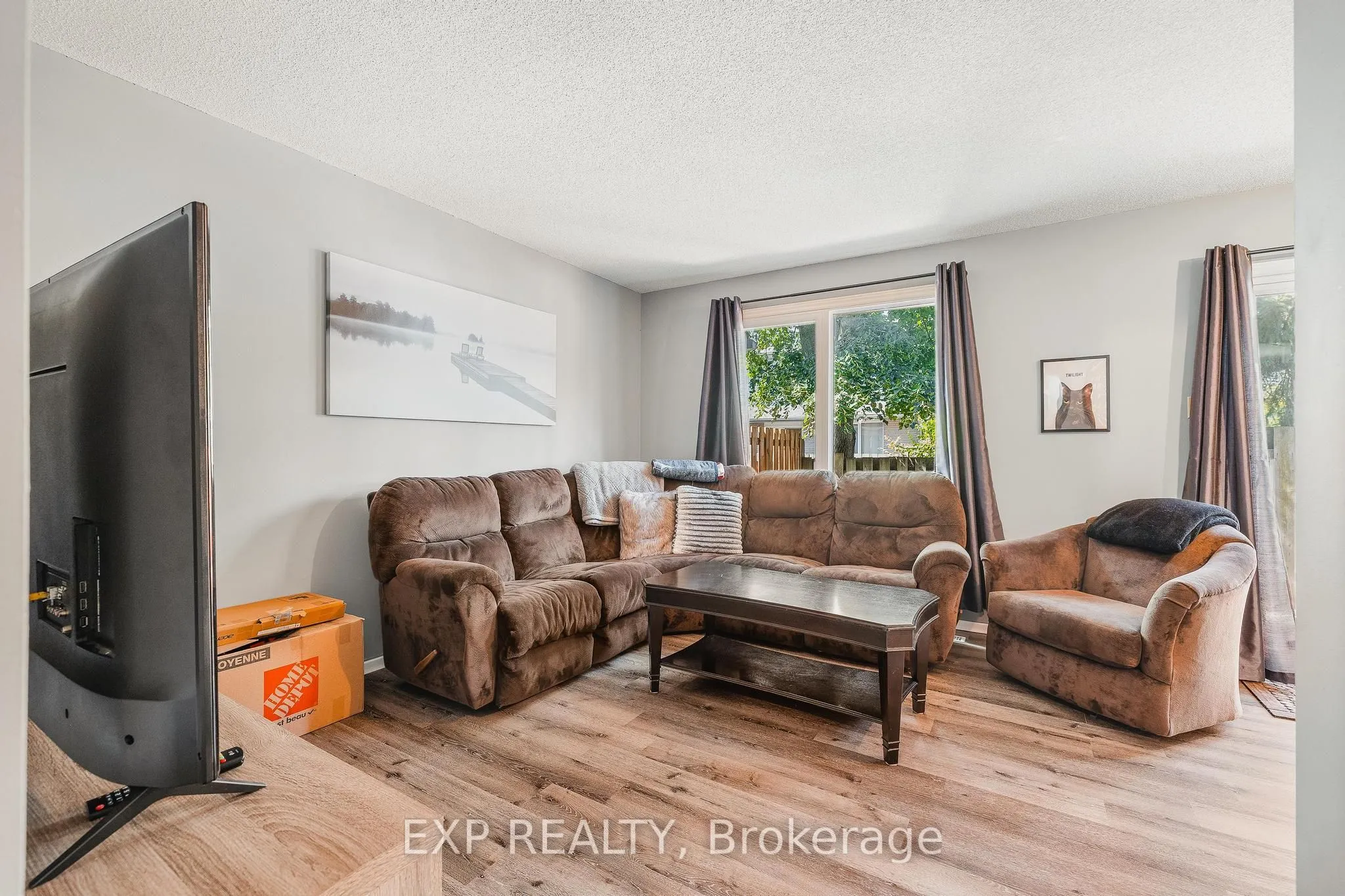445 Kingscourt Drive