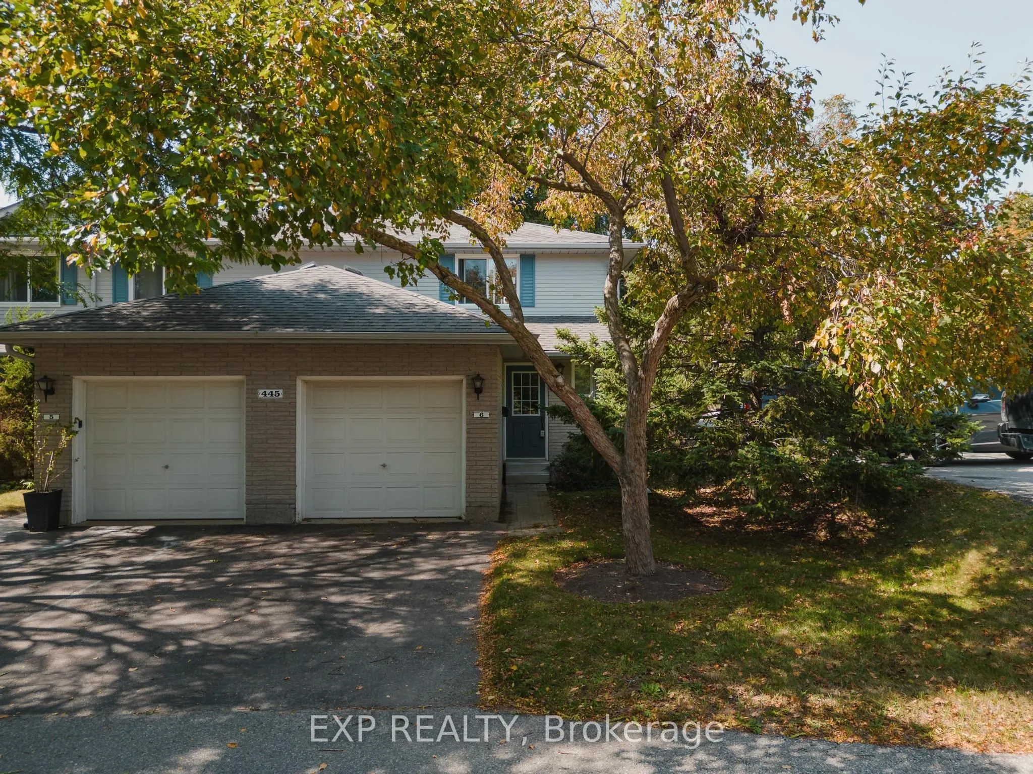445 Kingscourt Drive