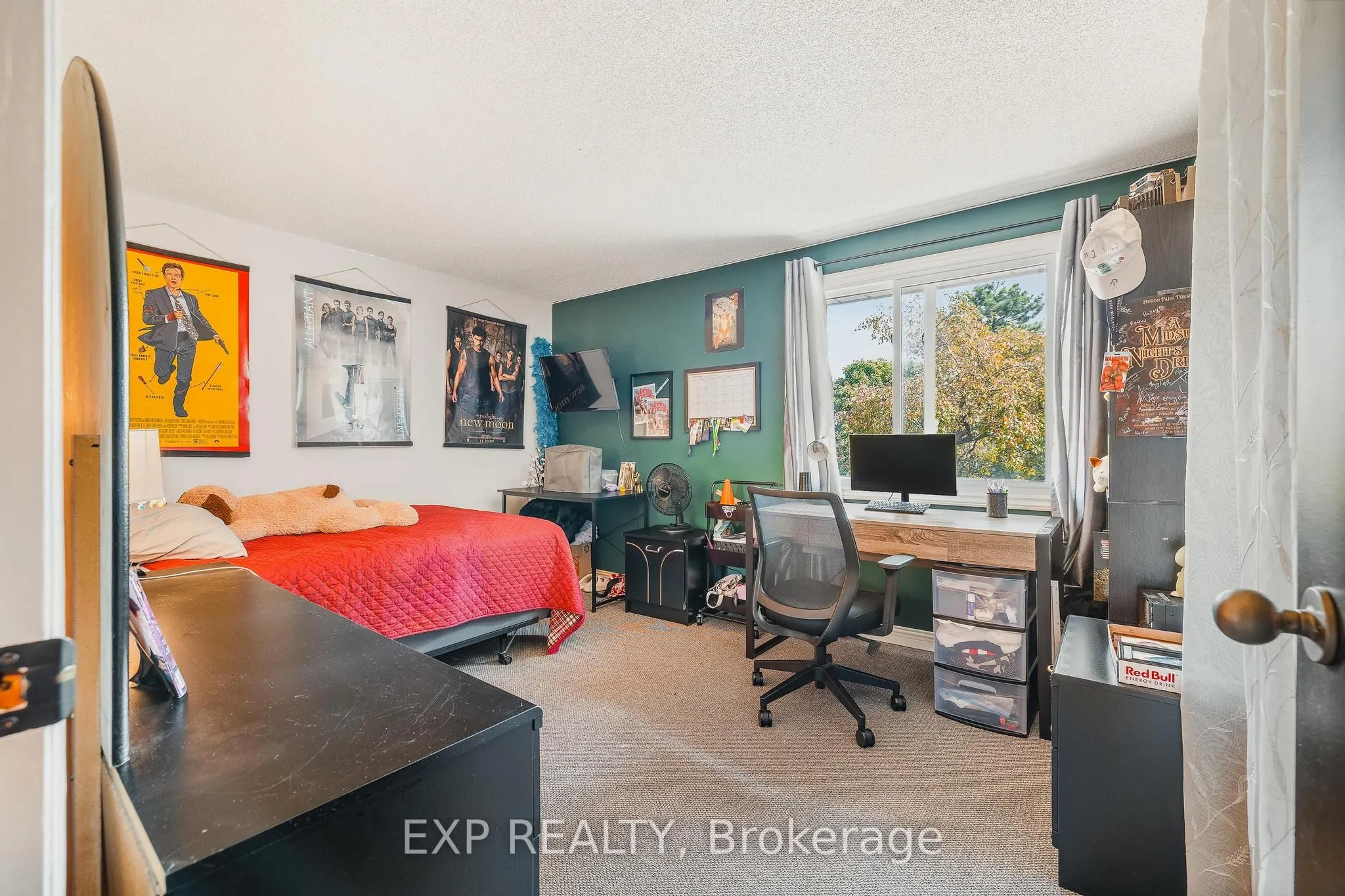 445 Kingscourt Drive