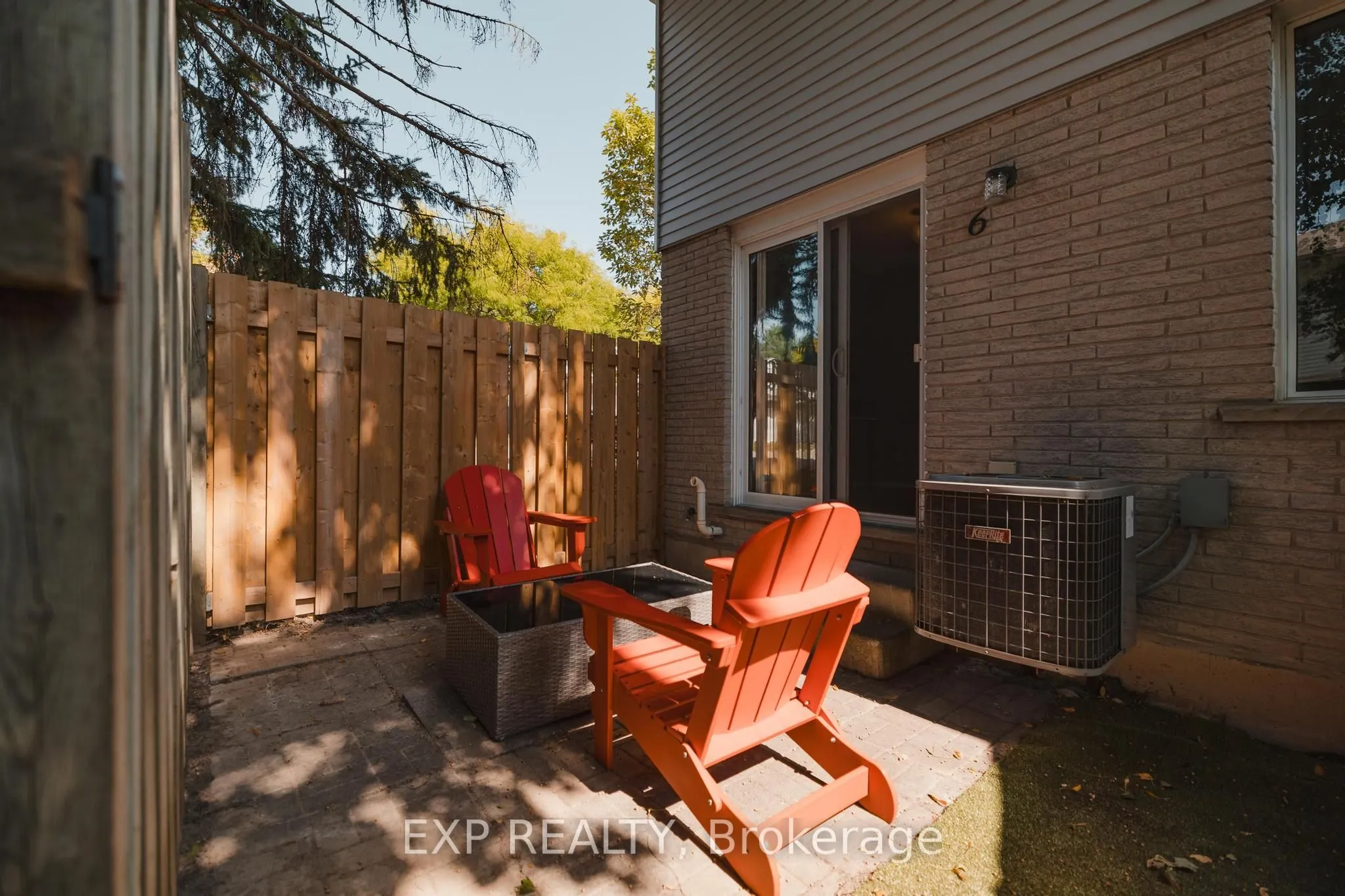 445 Kingscourt Drive