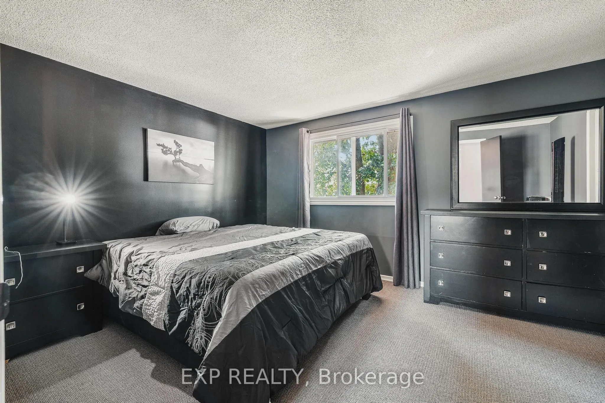 445 Kingscourt Drive