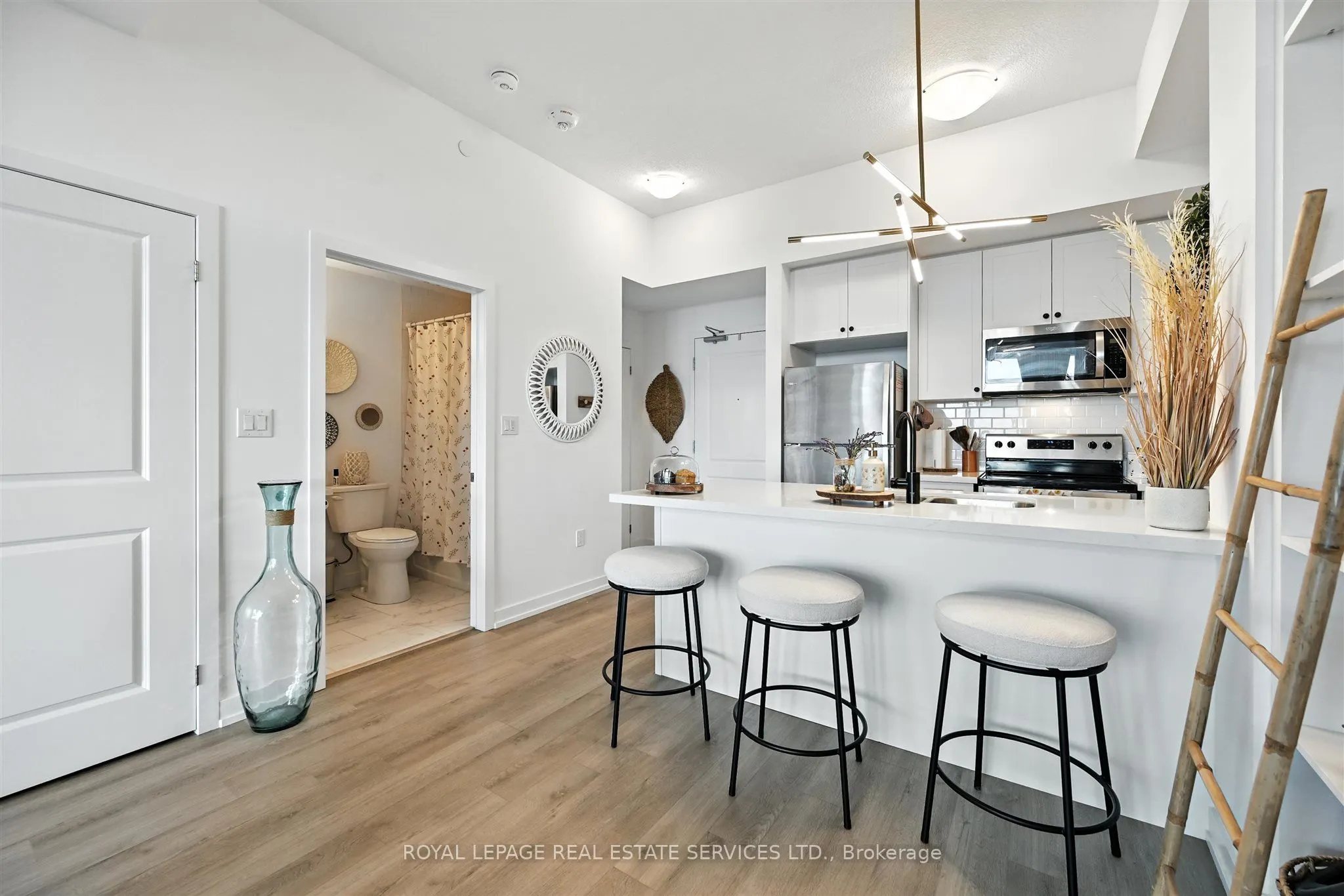 460 Dundas Street E, #1204