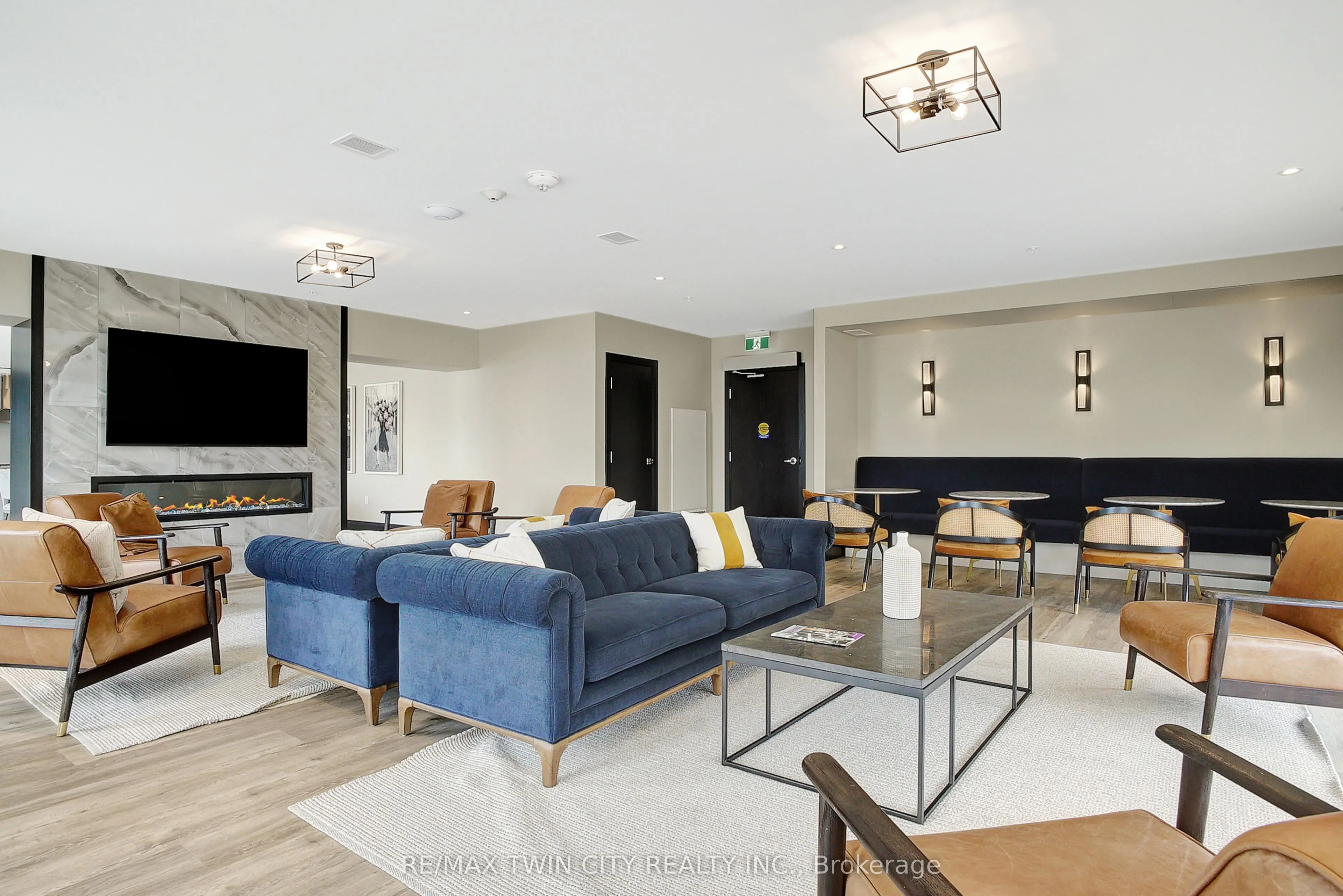 50 Grand Avenue S, #1712