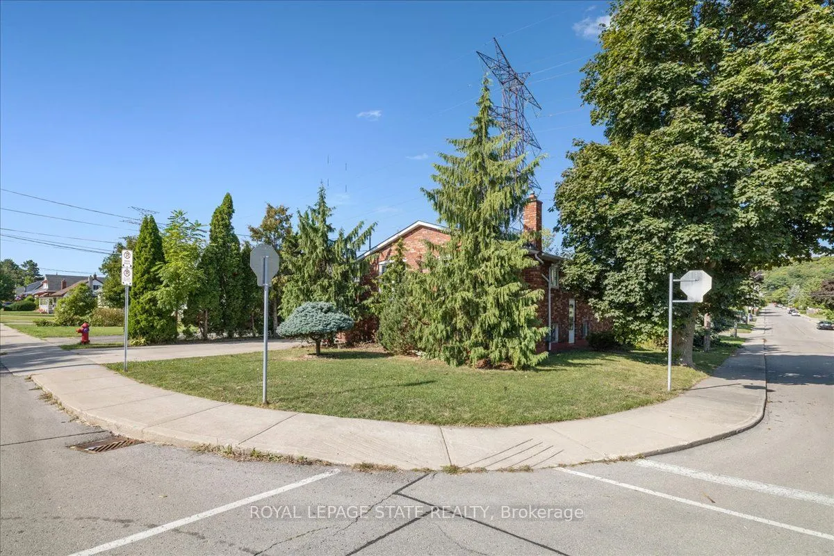640 Cochrane Road