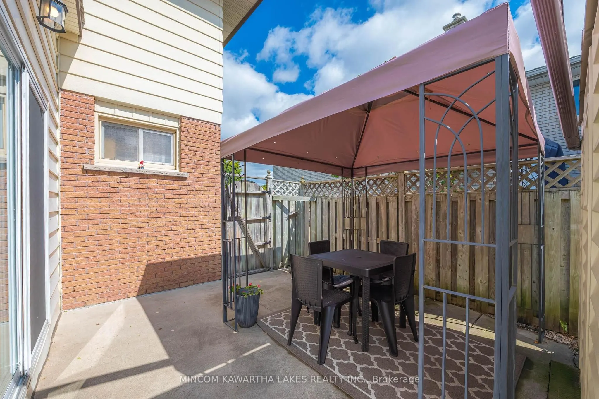 919 Sydenham Road