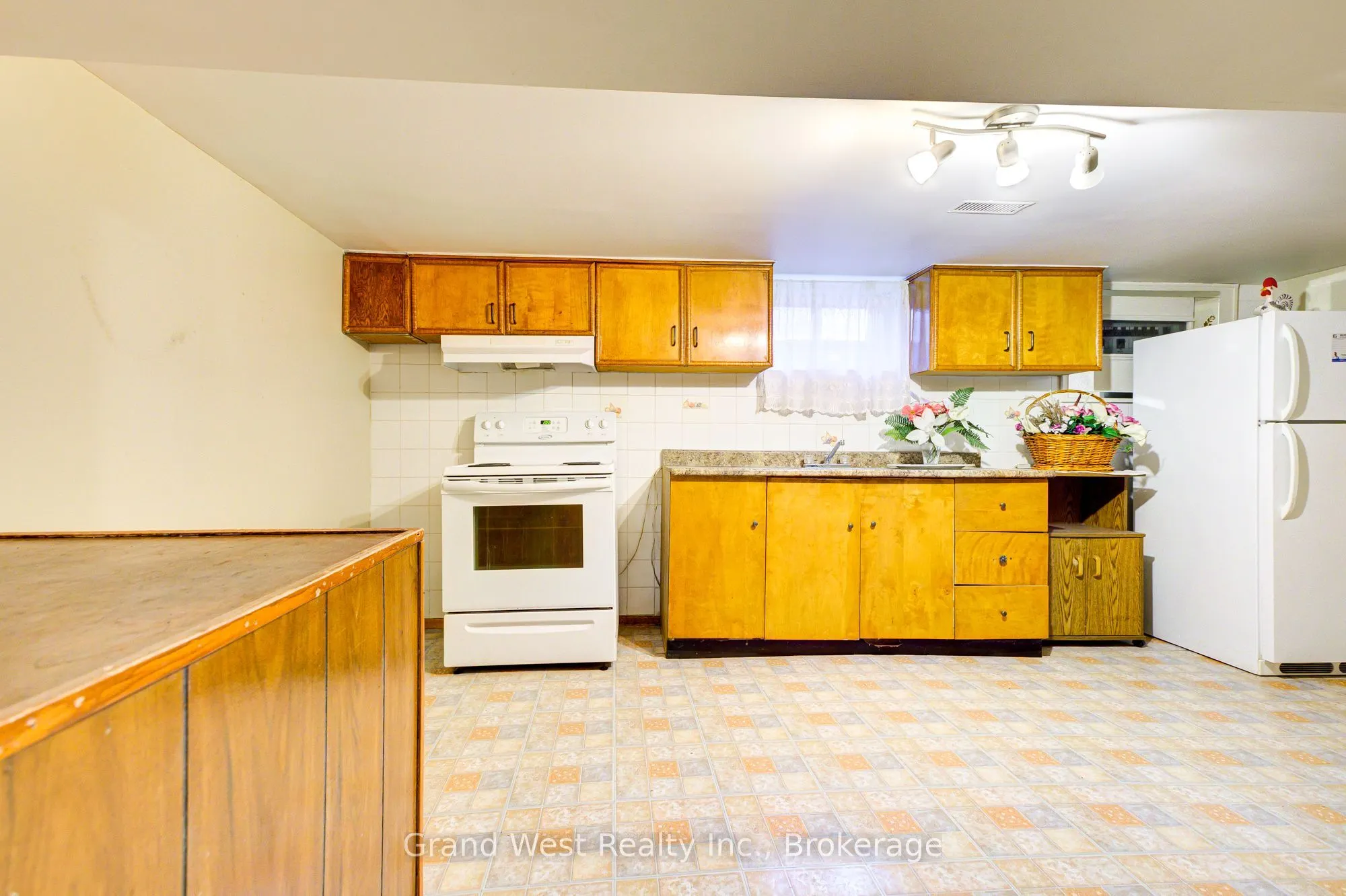 53 MOSCRIP Road