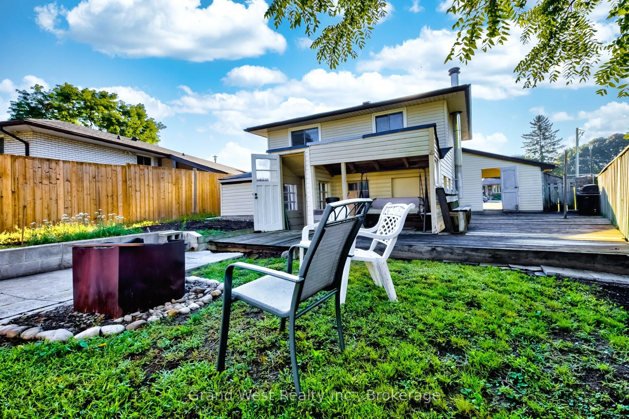 53 MOSCRIP Road