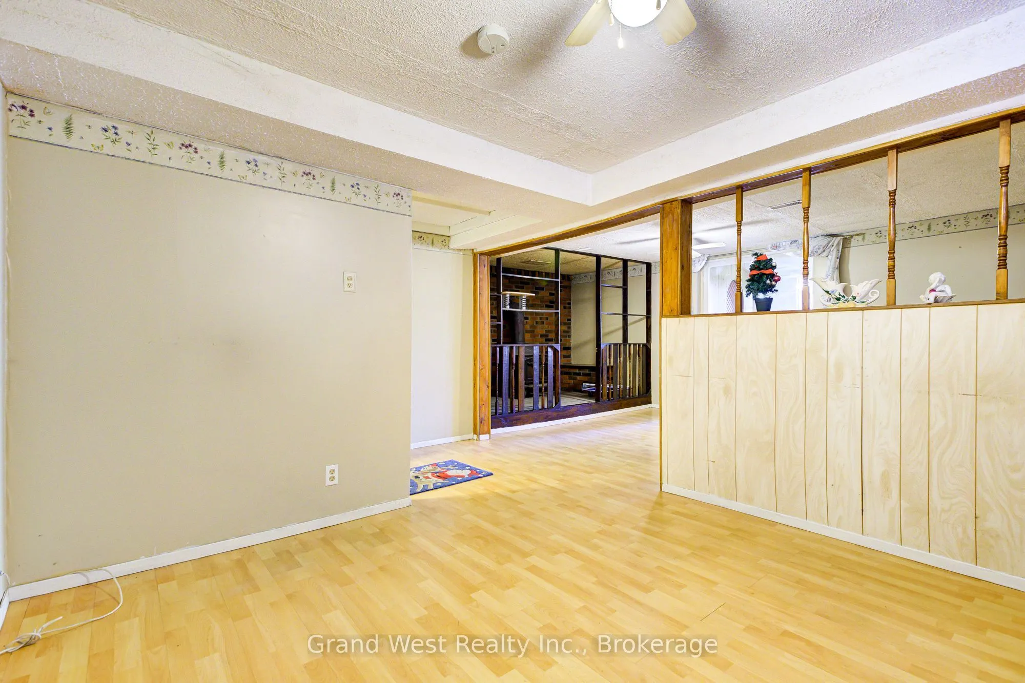 53 MOSCRIP Road