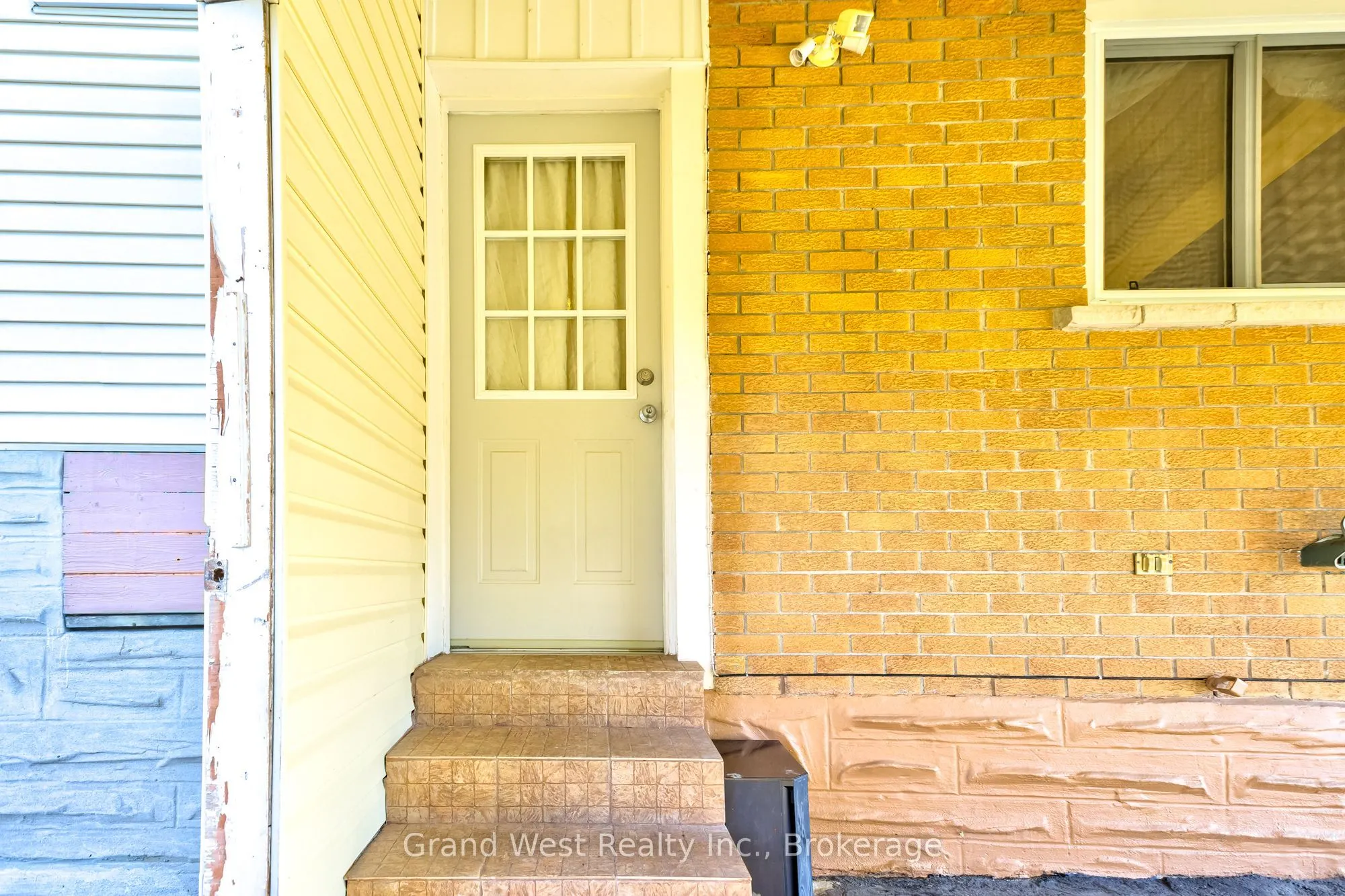 53 MOSCRIP Road