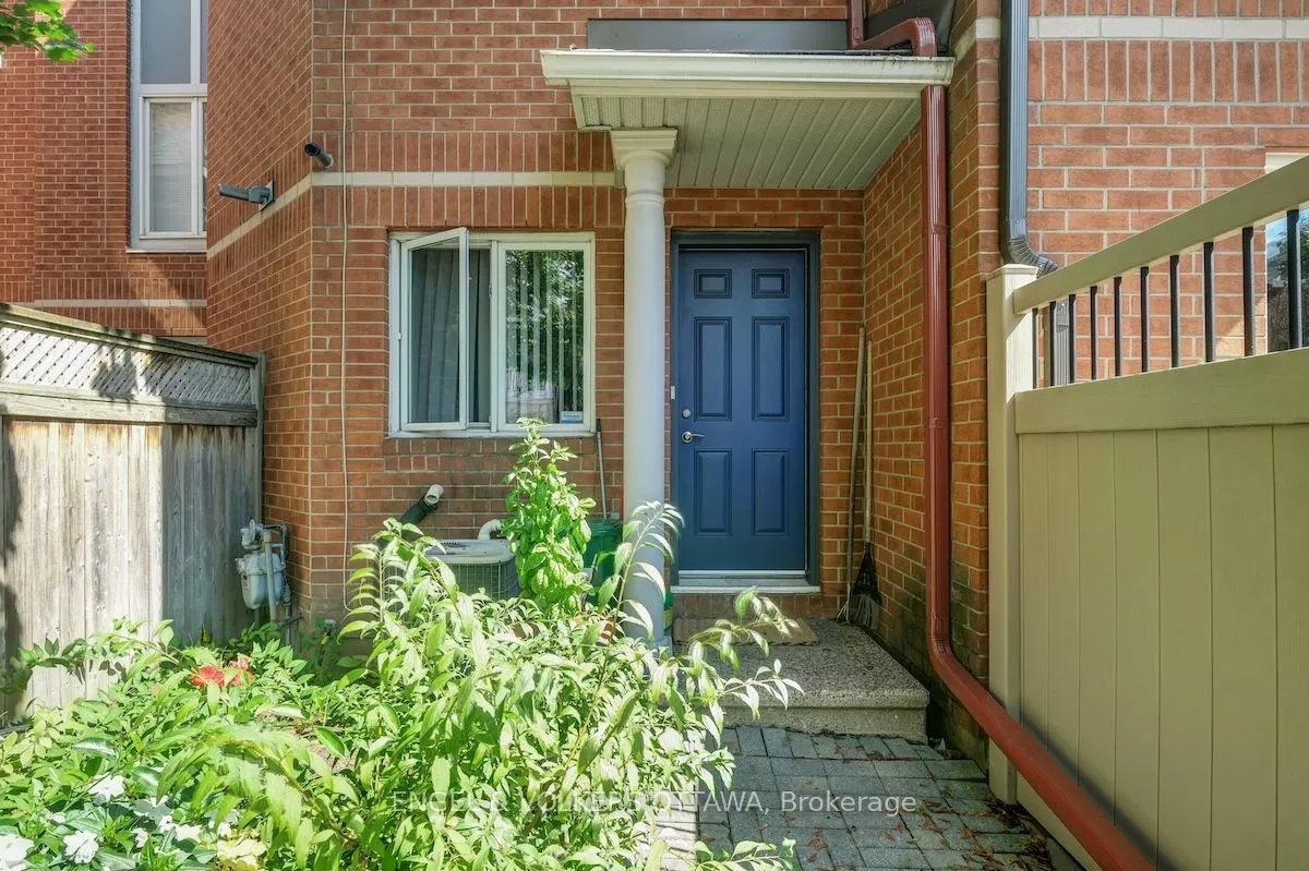 6 Stockport Private