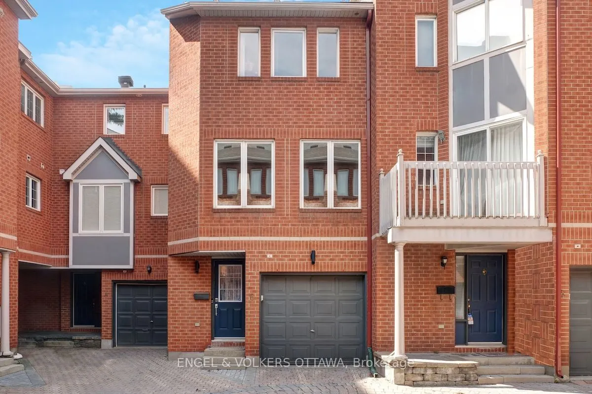 6 Stockport Private