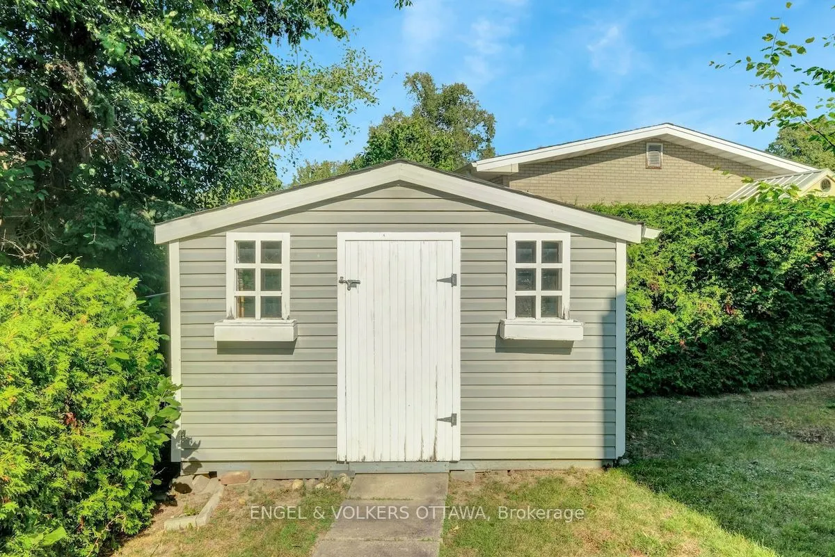 29 Qualicum Street