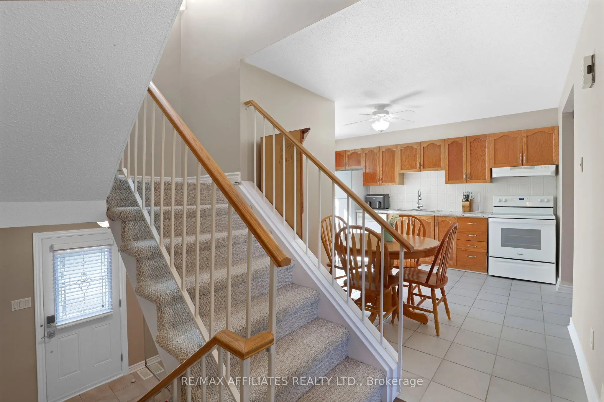 22 Castlegreen Private, #11