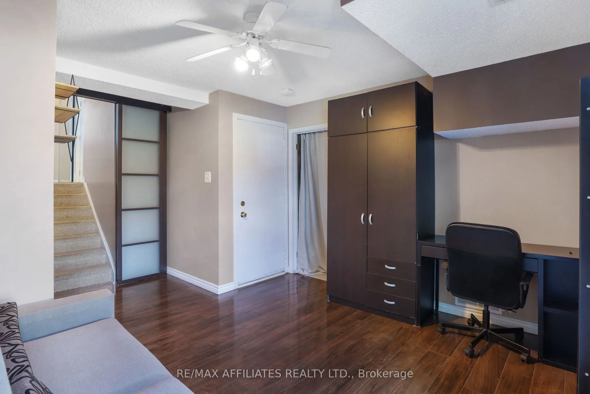 22 Castlegreen Private, #11