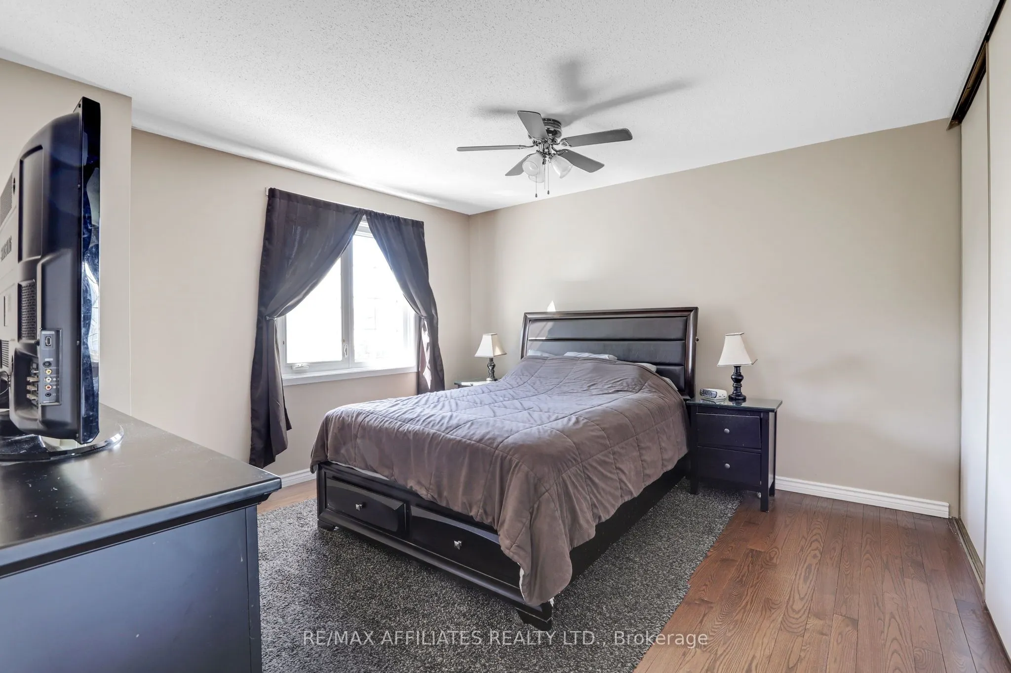 22 Castlegreen Private, #11