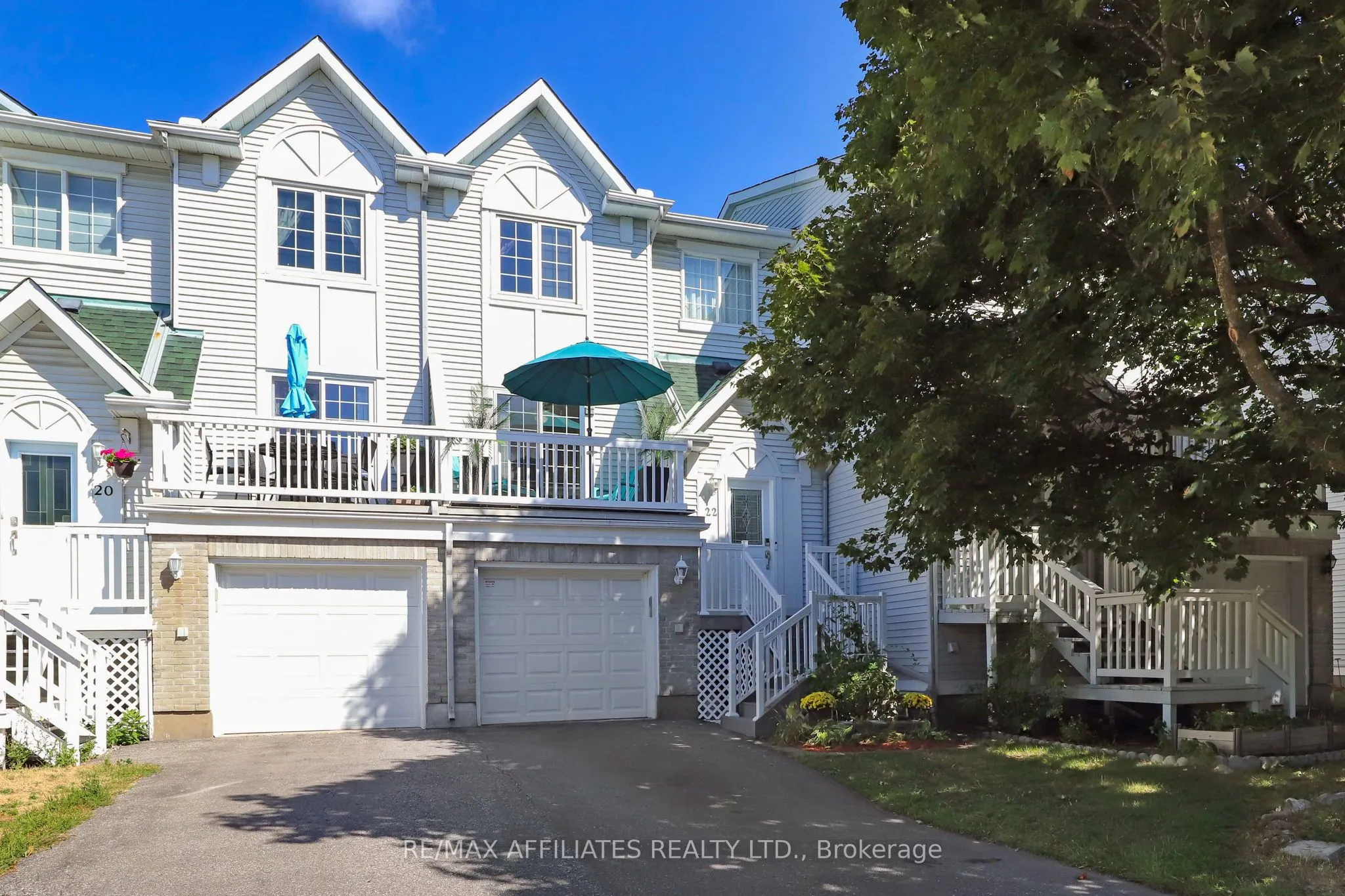 22 Castlegreen Private, #11