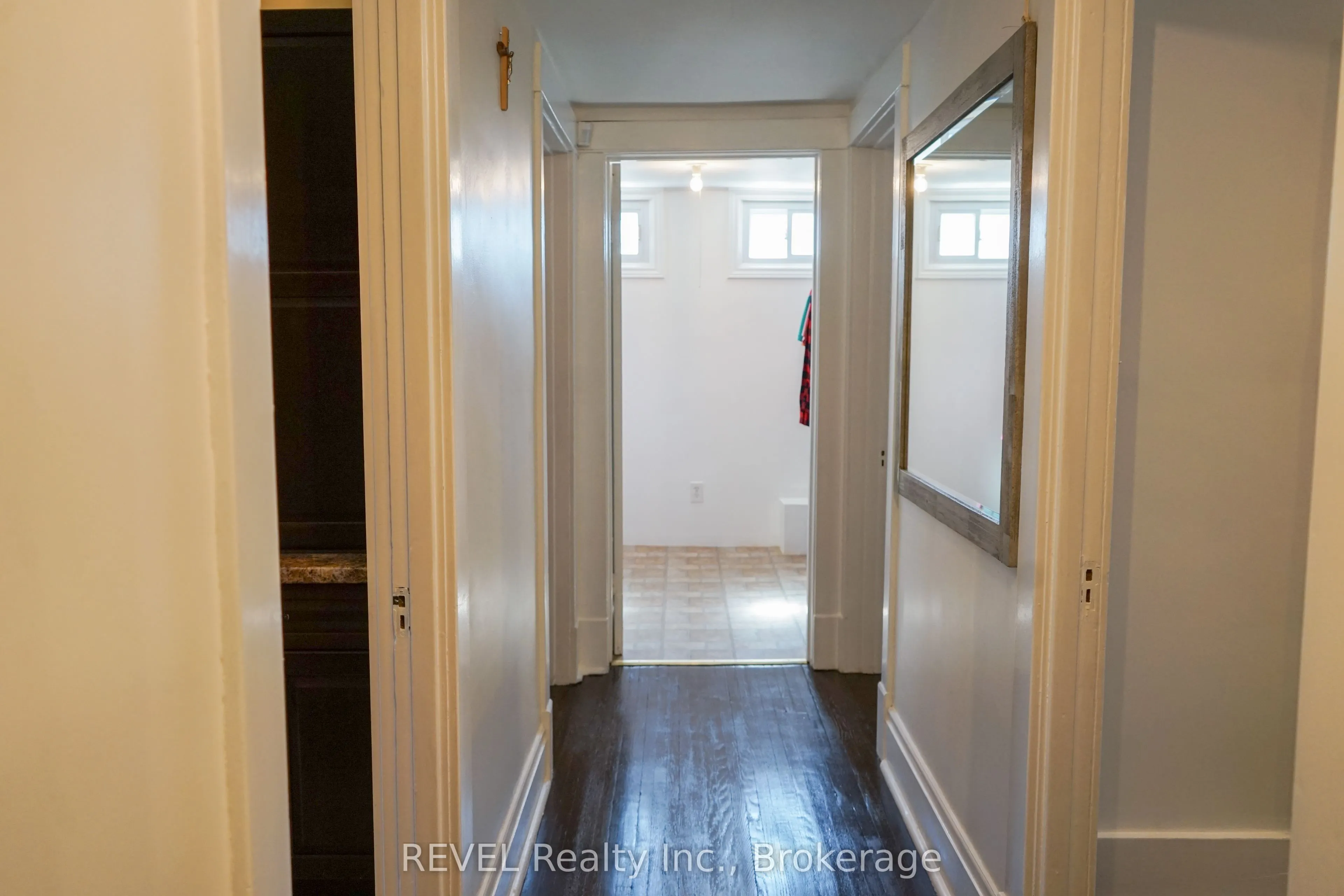 4046 Main Street