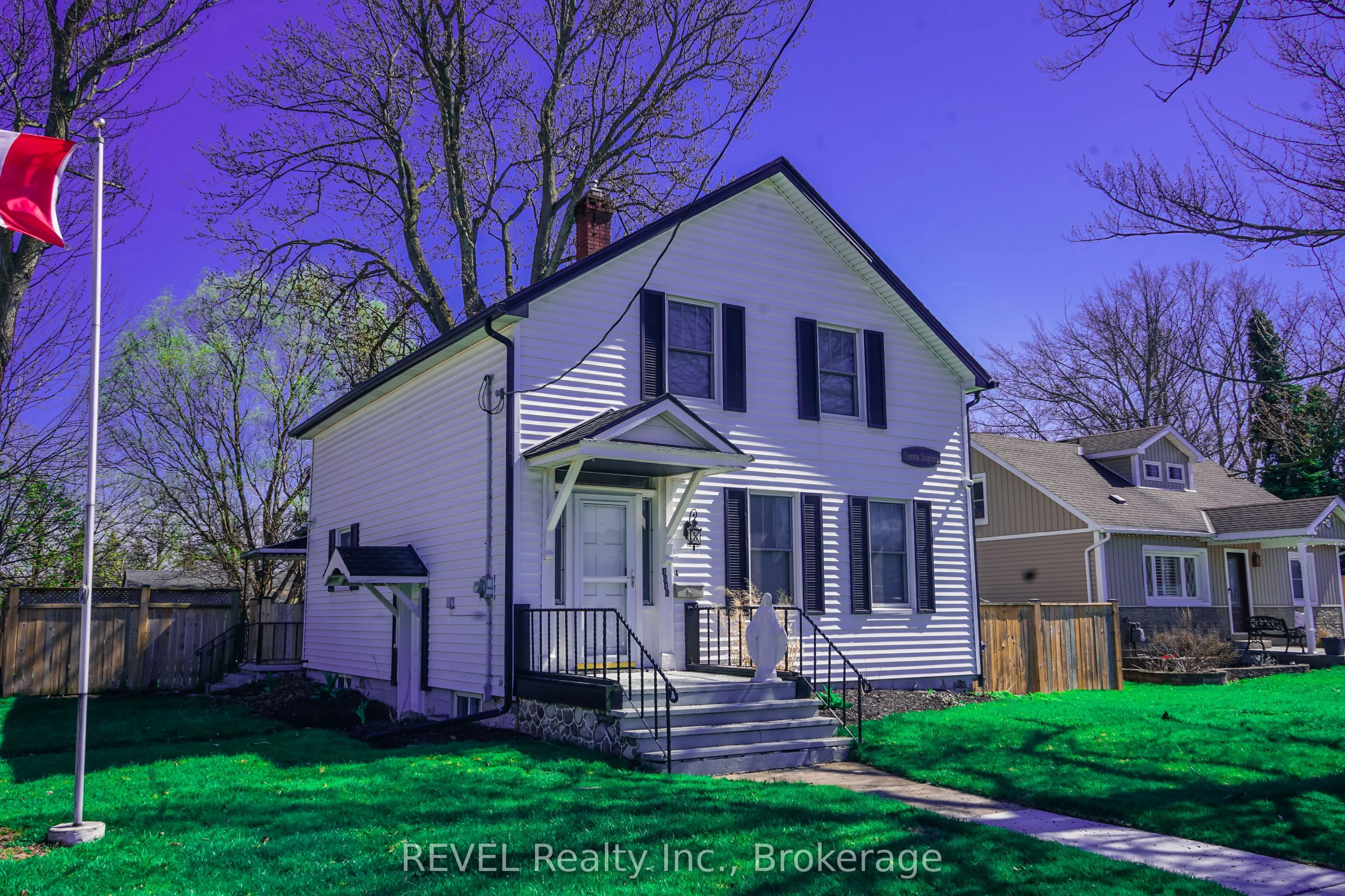 4046 Main Street