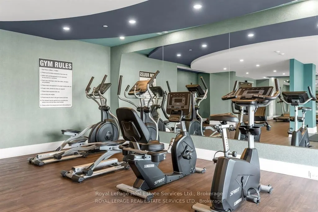 450 Dundas Street E, #513