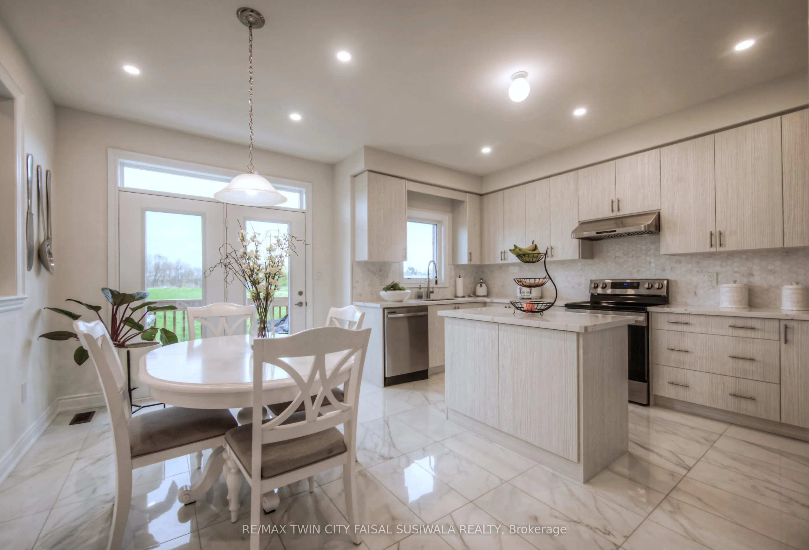 88 Bloomfield Crescent