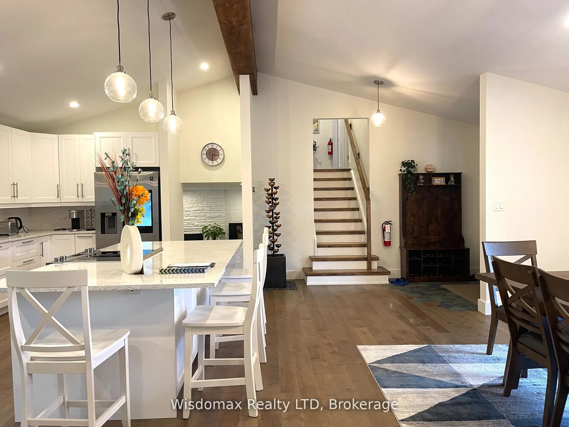 341 LAKESHORE Road