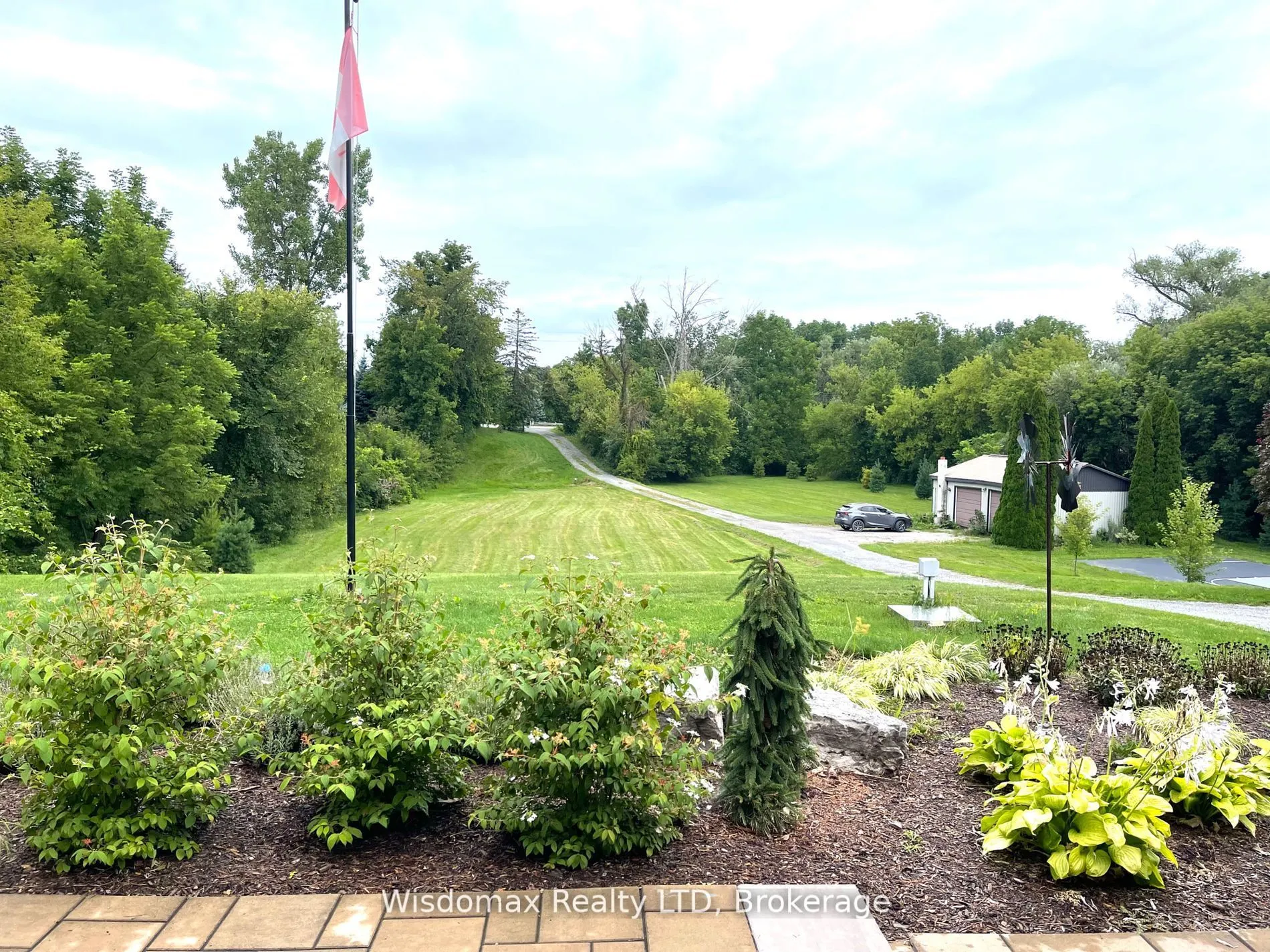 341 LAKESHORE Road