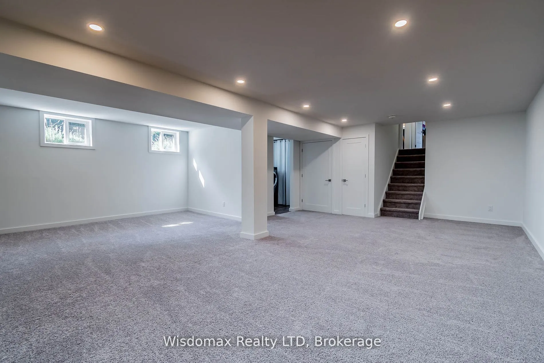 341 LAKESHORE Road