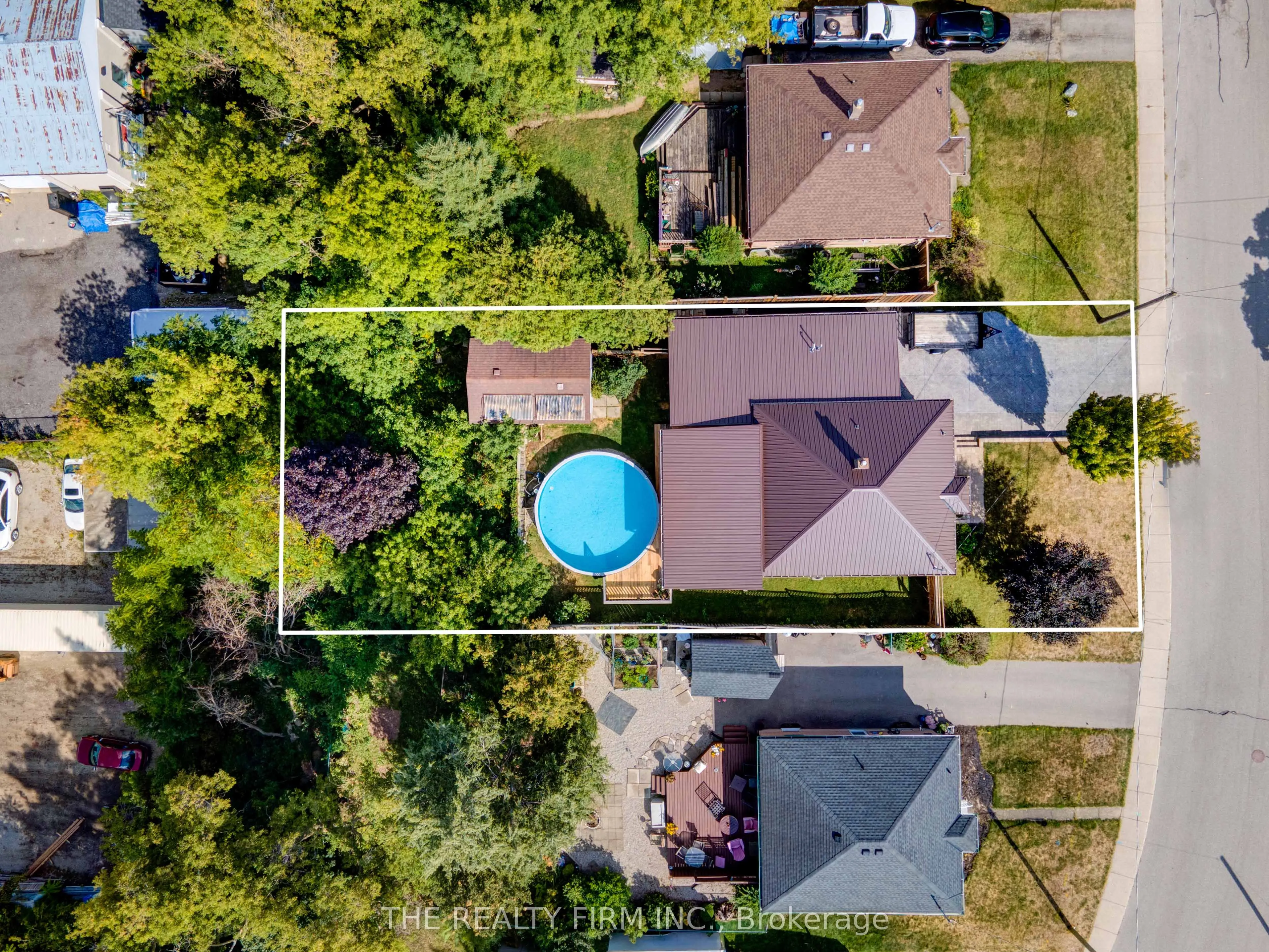 9 Aileen Drive