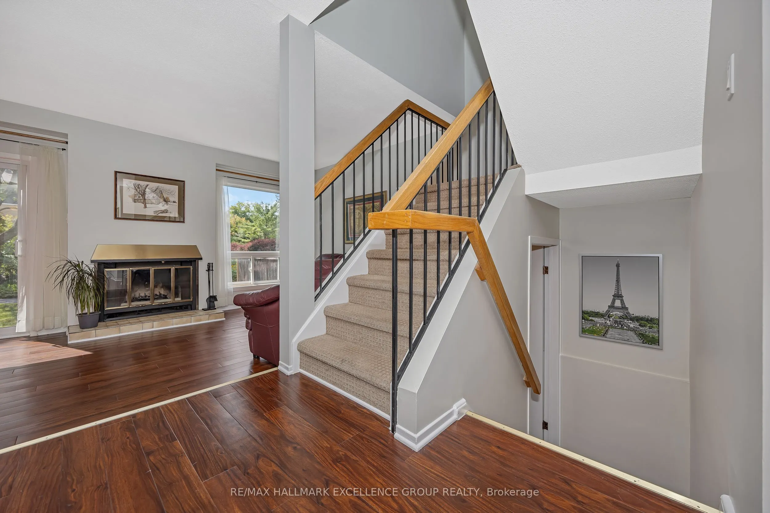 102F Valley Stream Drive, #12