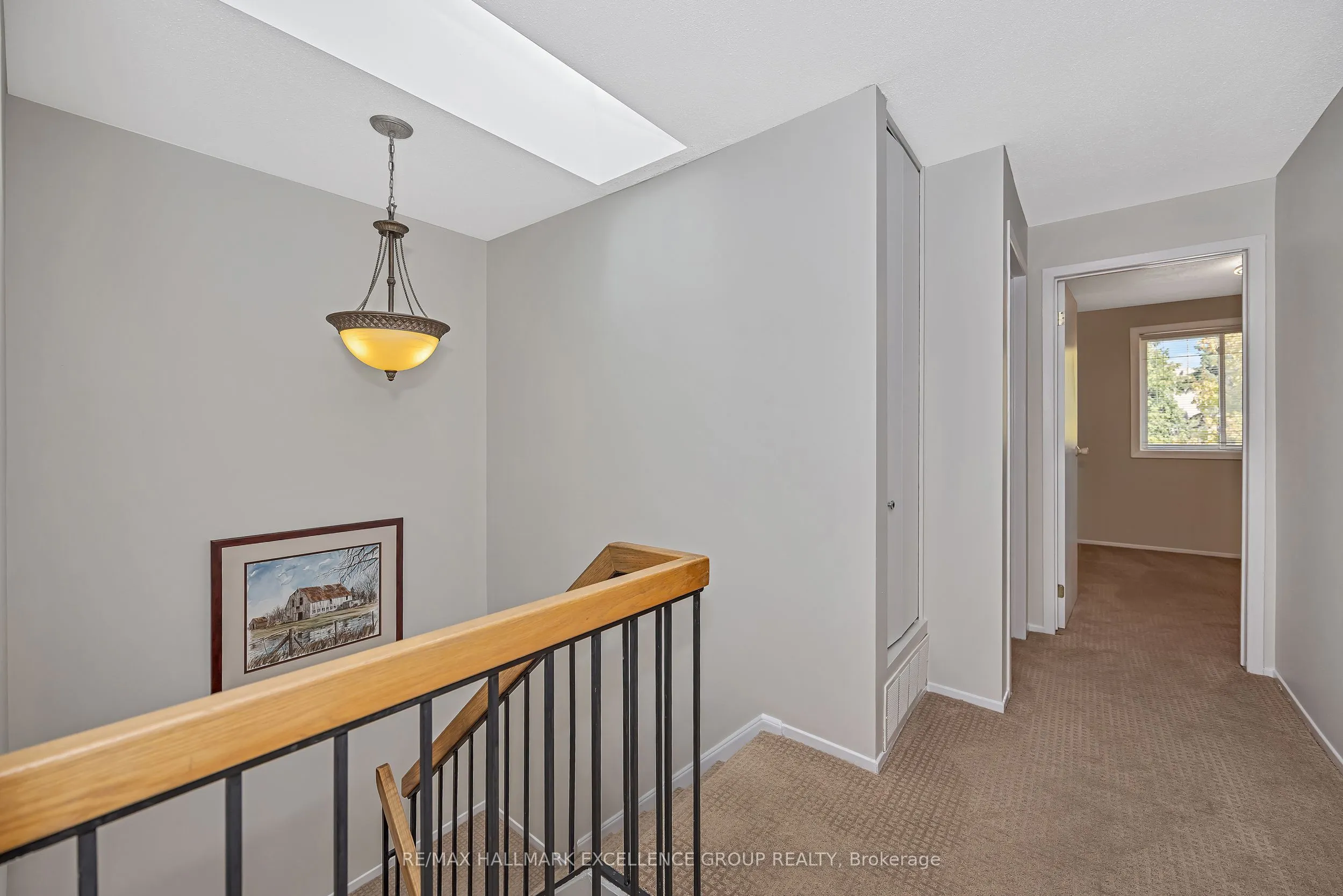 102F Valley Stream Drive, #12