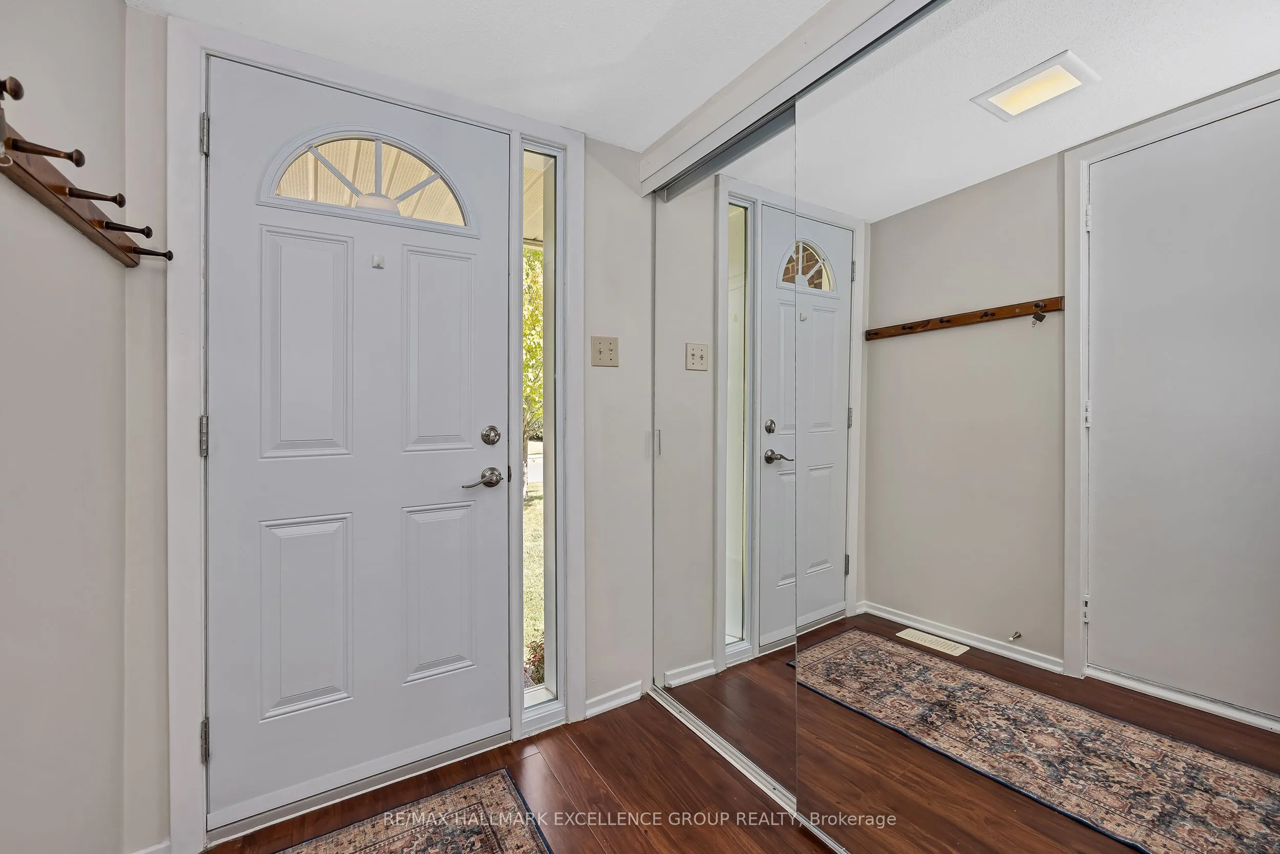 102F Valley Stream Drive, #12