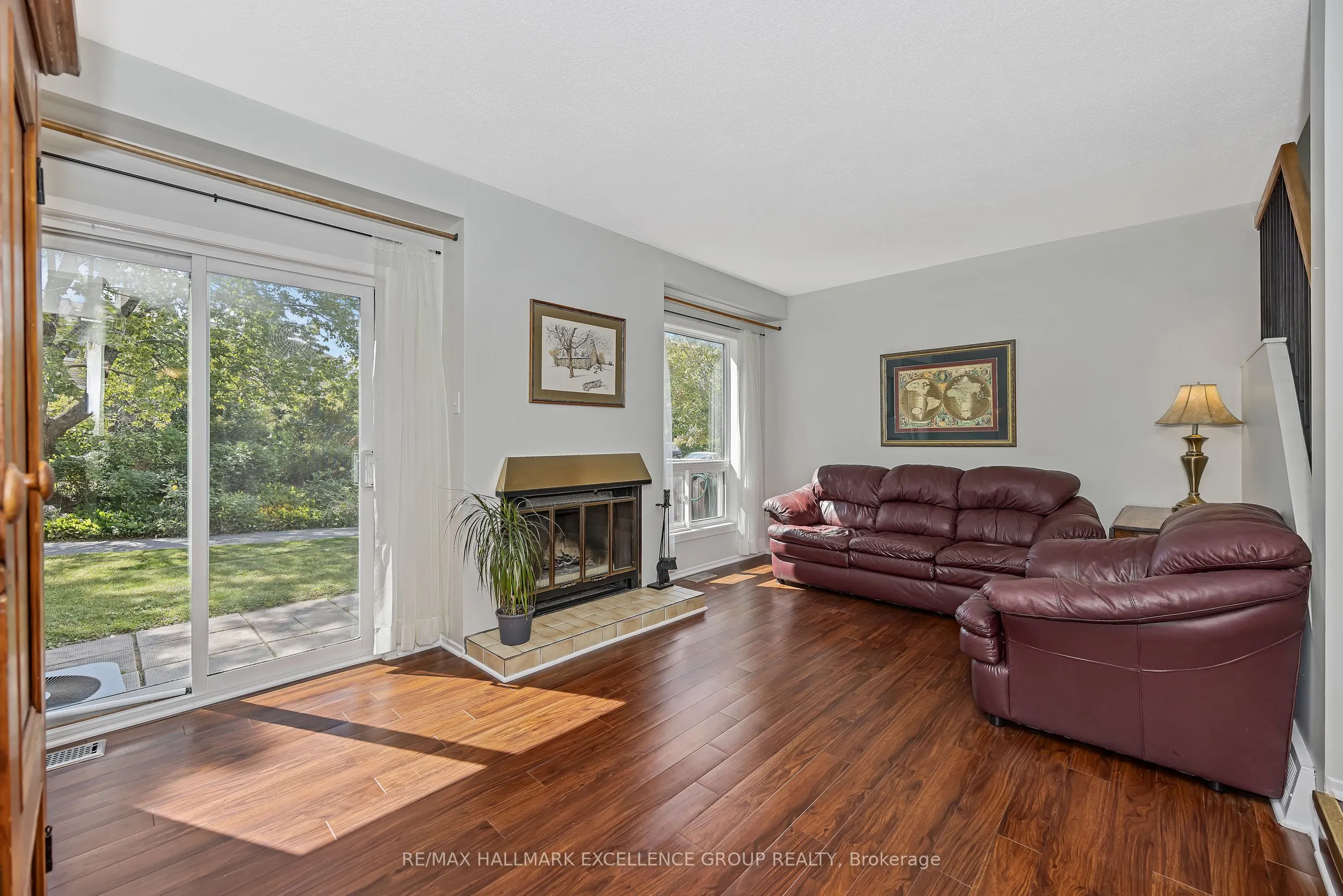 102F Valley Stream Drive, #12