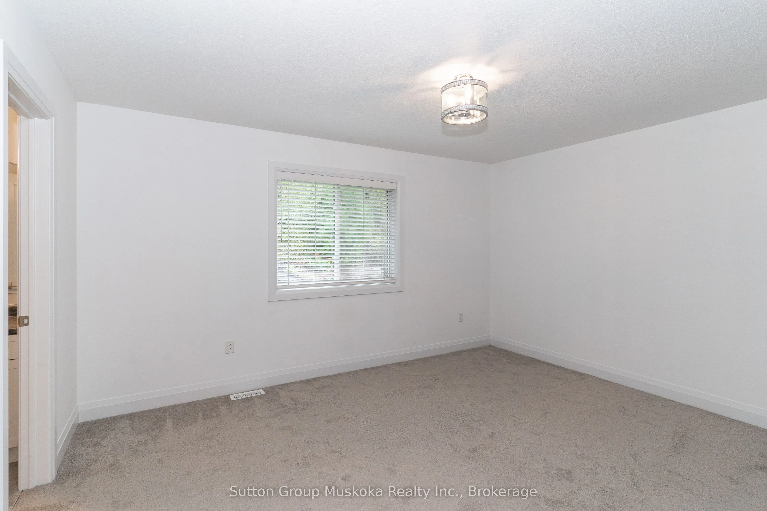 22 Braeside Crescent