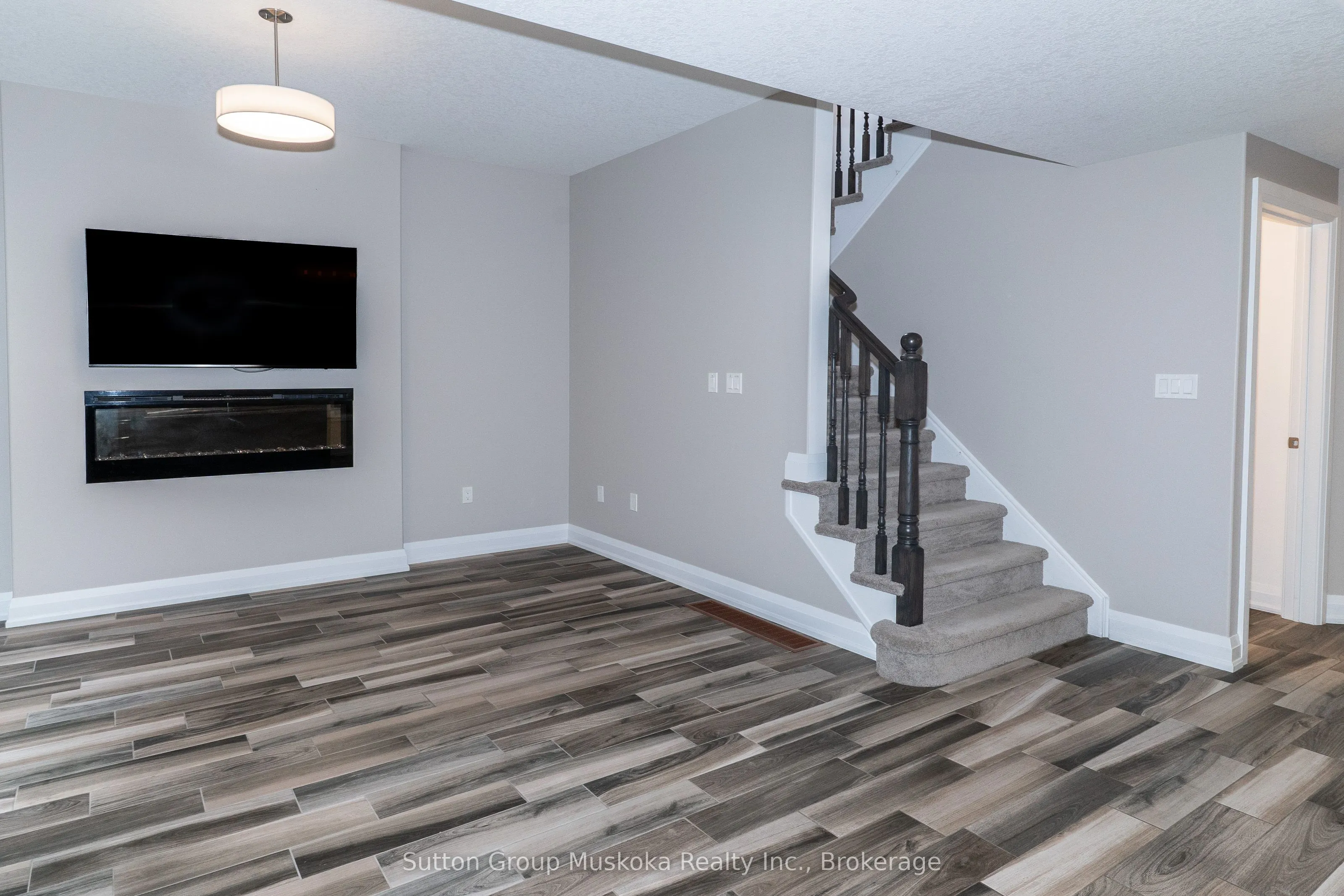 22 Braeside Crescent