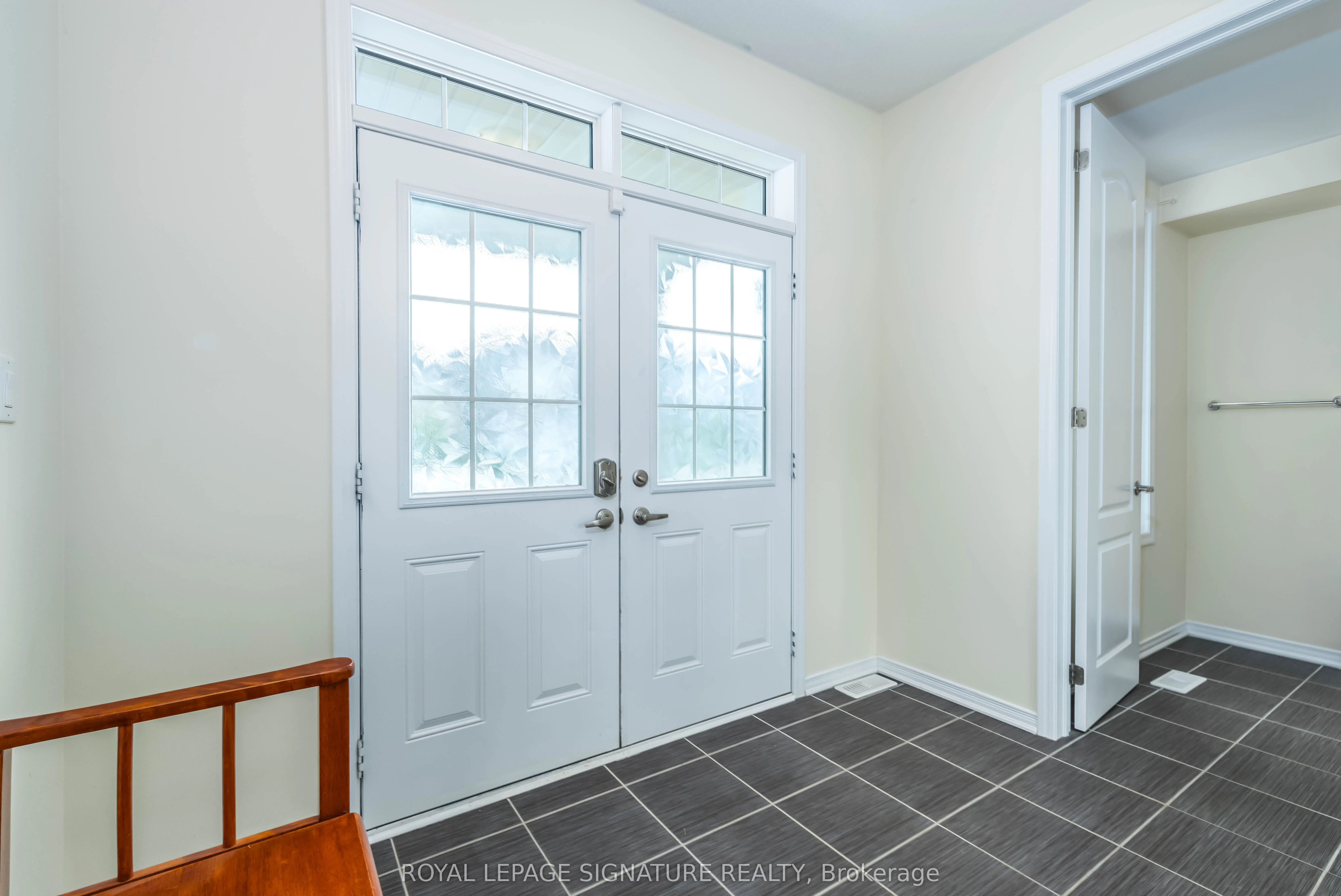 11 Fleming Crescent