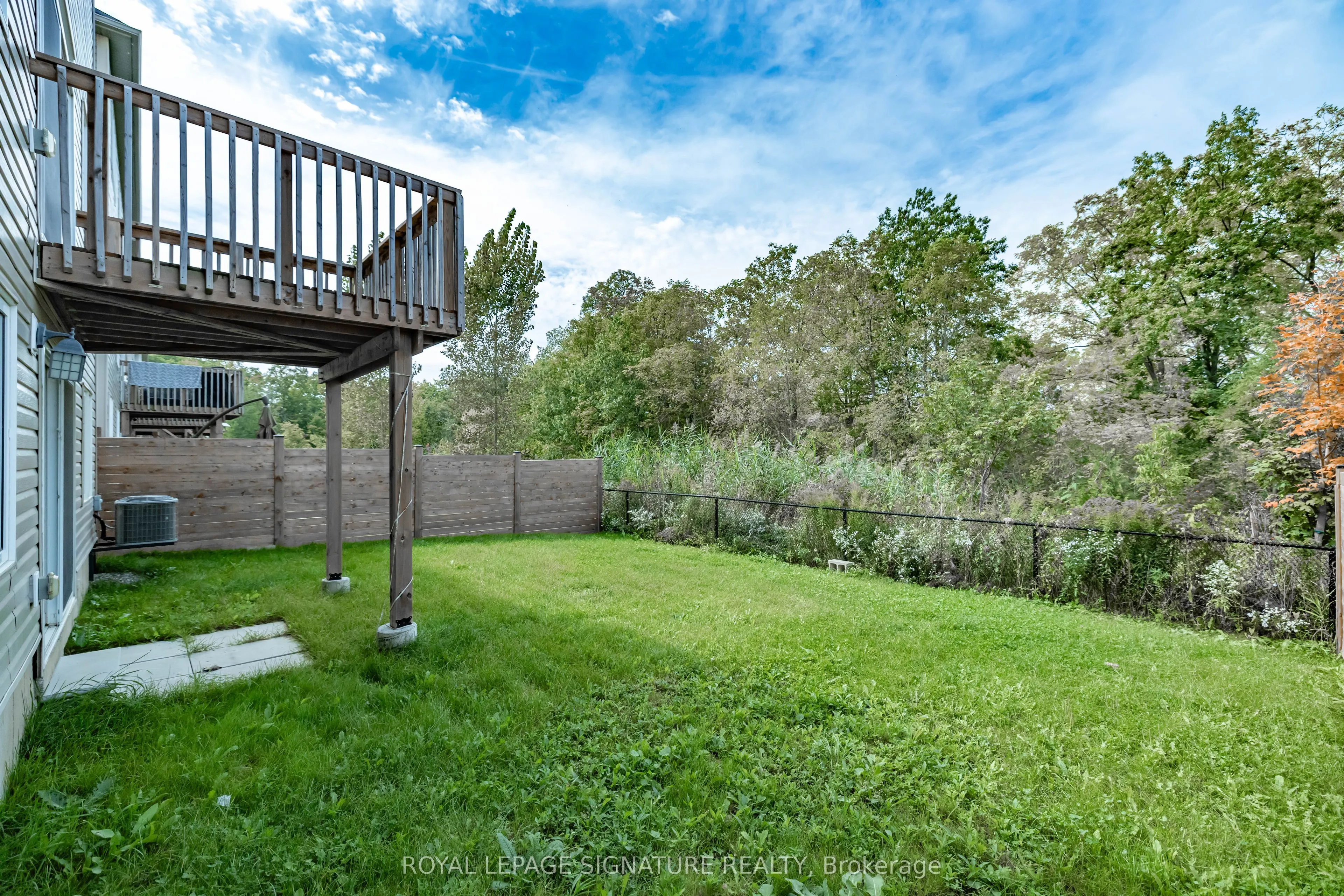 11 Fleming Crescent