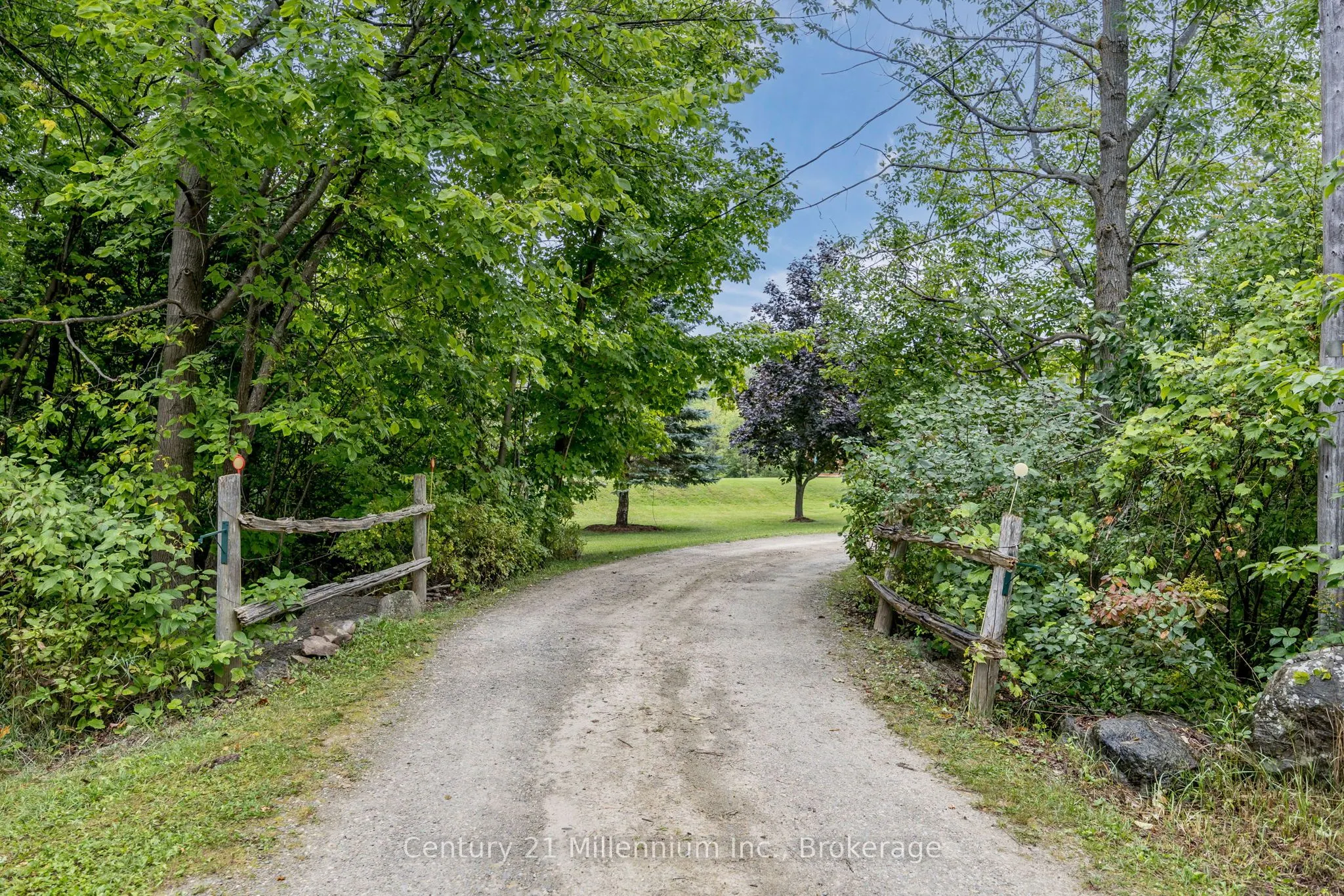265716 25th Side Road