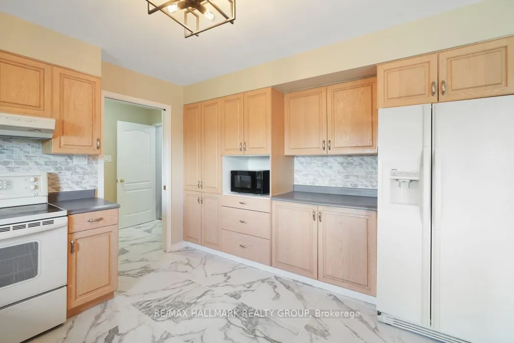 3983 Woodkilton Road