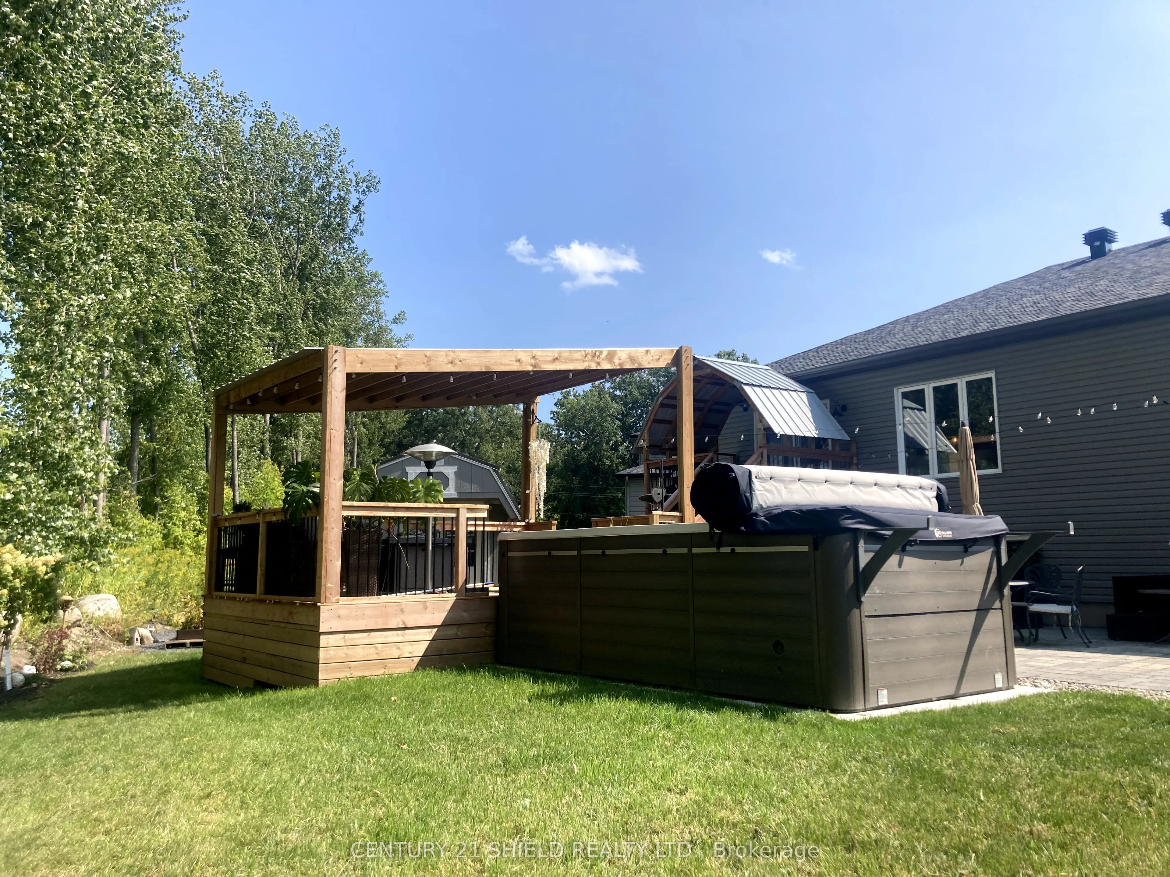 1108 Nicolas Drive W