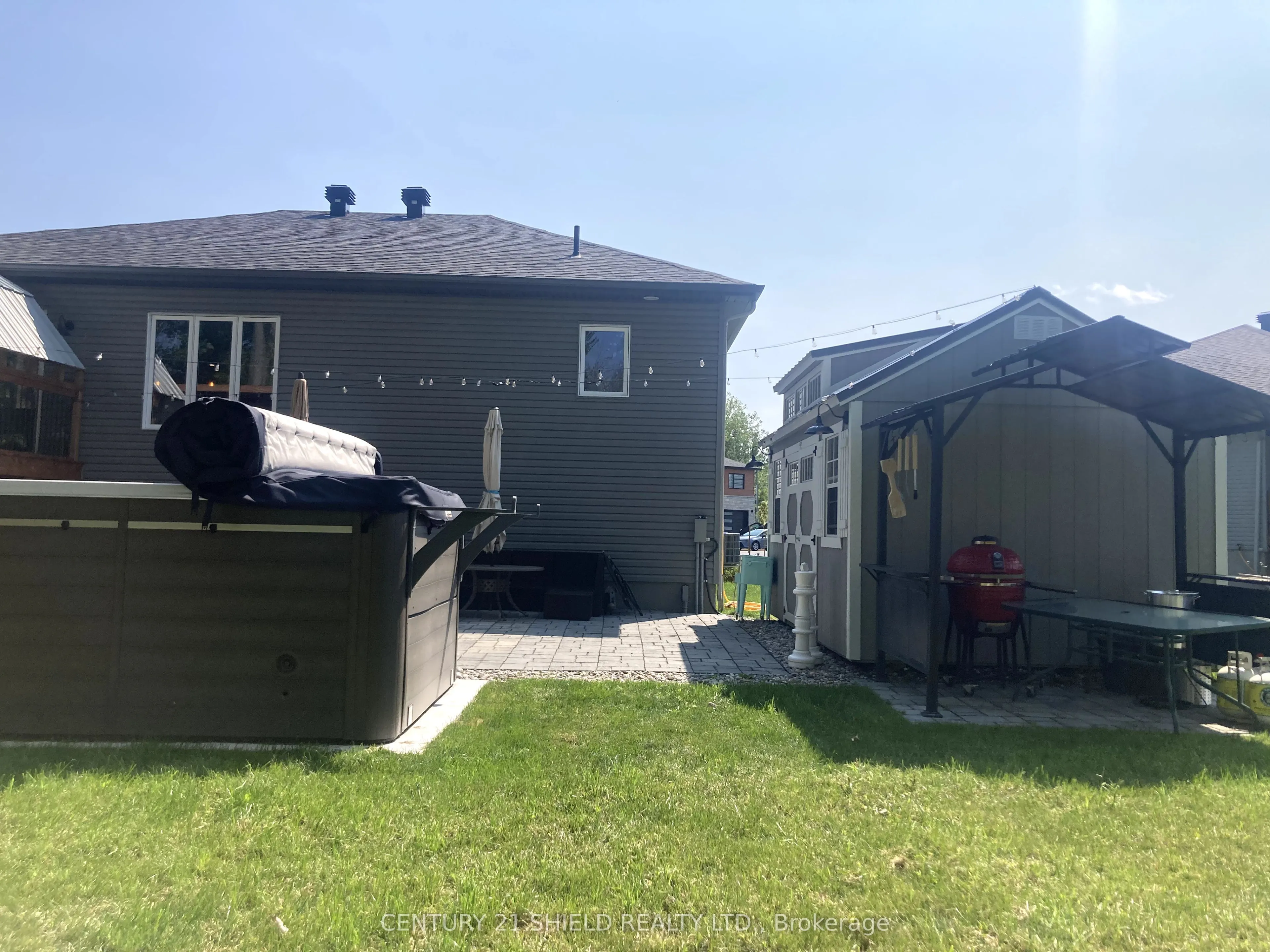 1108 Nicolas Drive W