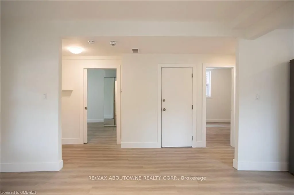 49 Fairleigh Avenue S, #1