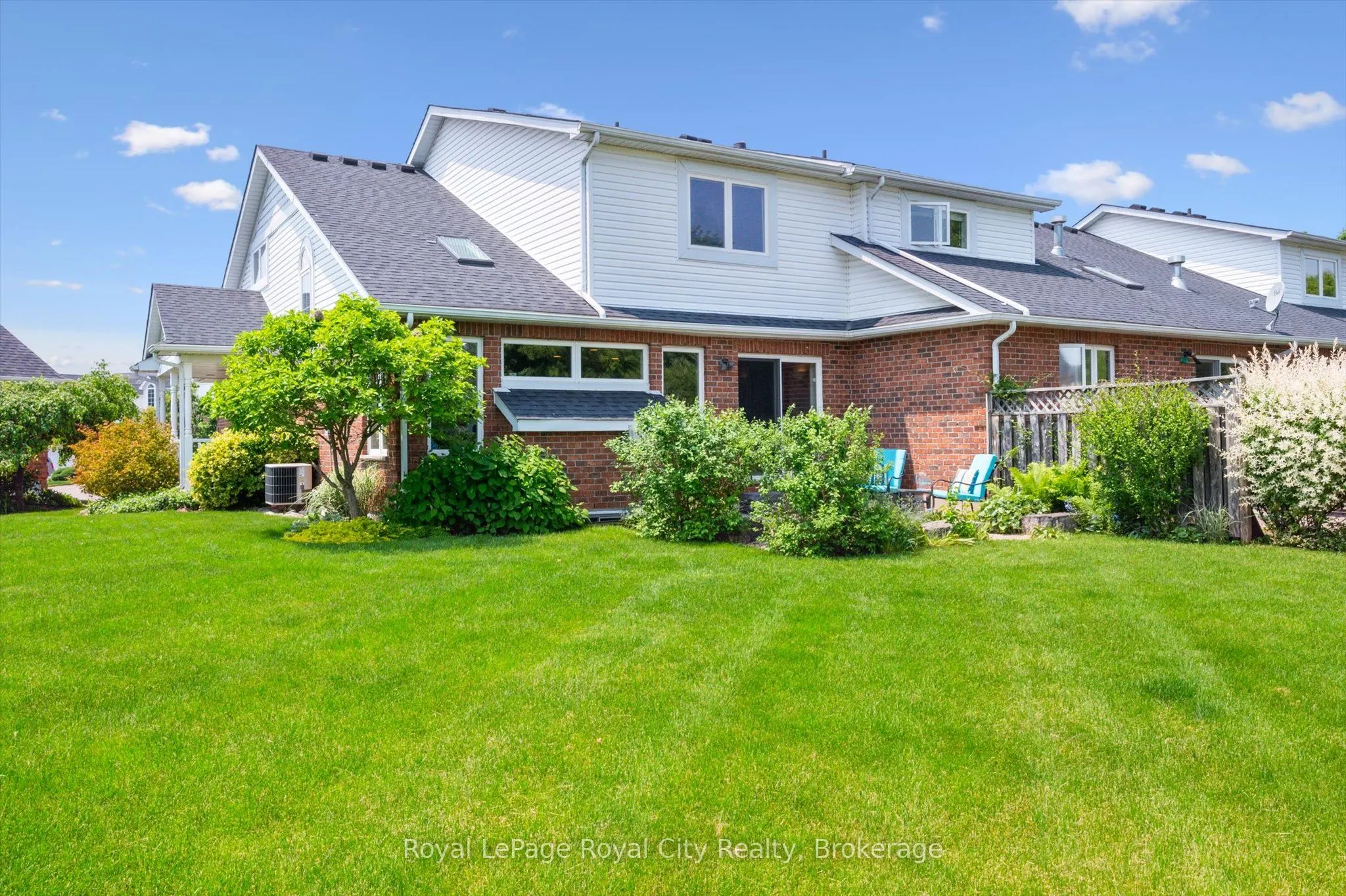 105 Riverwalk Place
