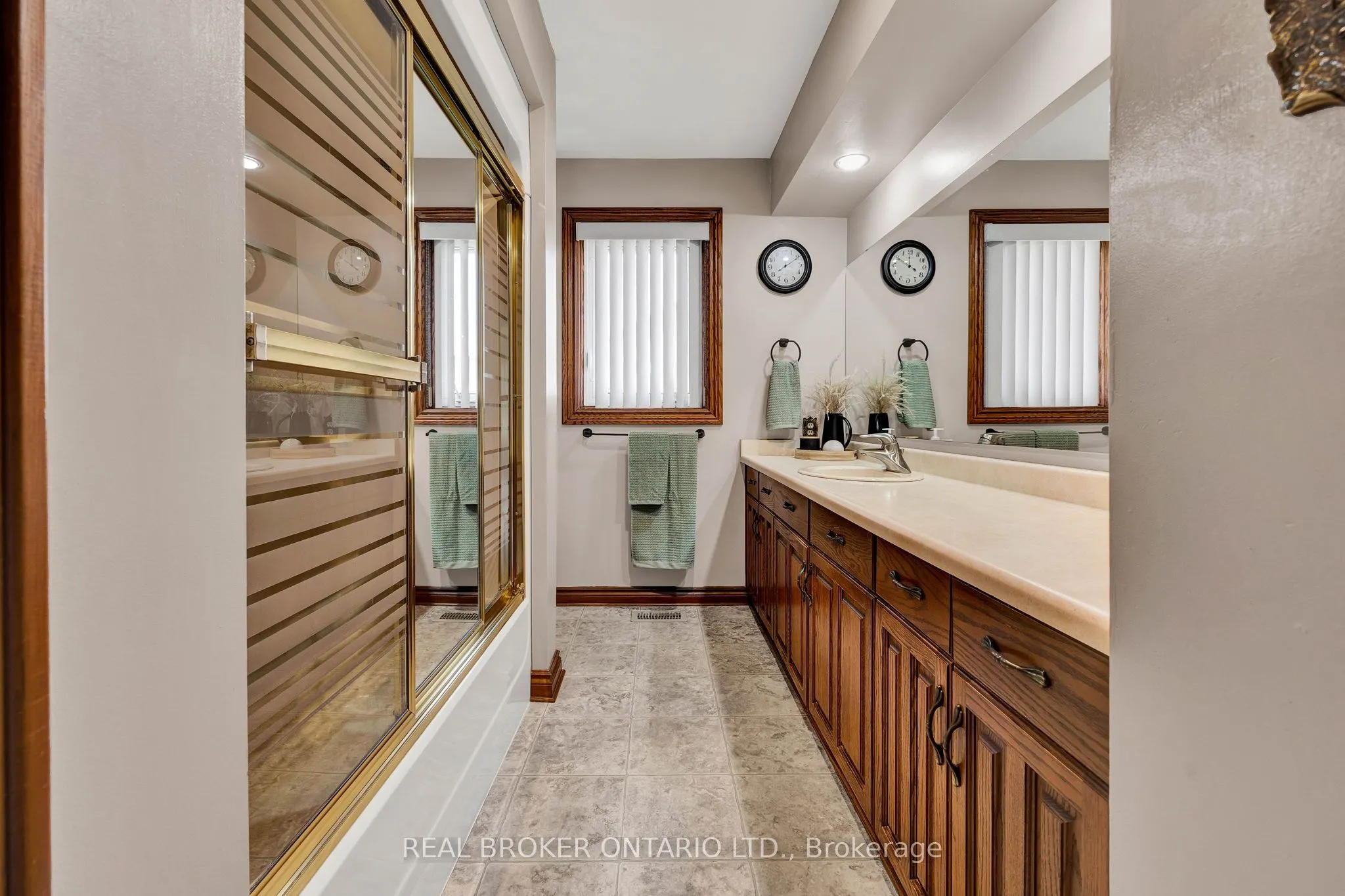 1 Shantz Place