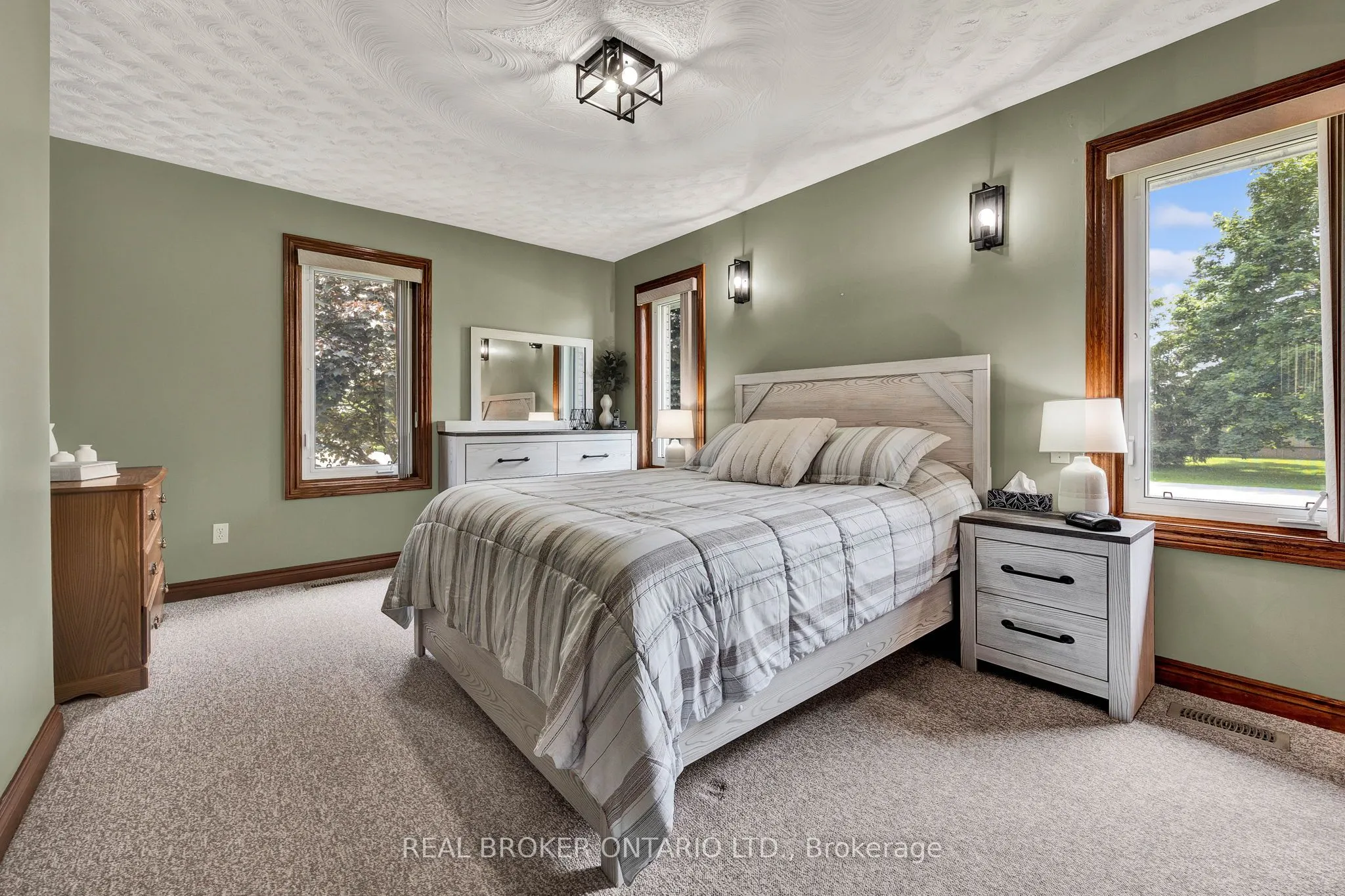 1 Shantz Place