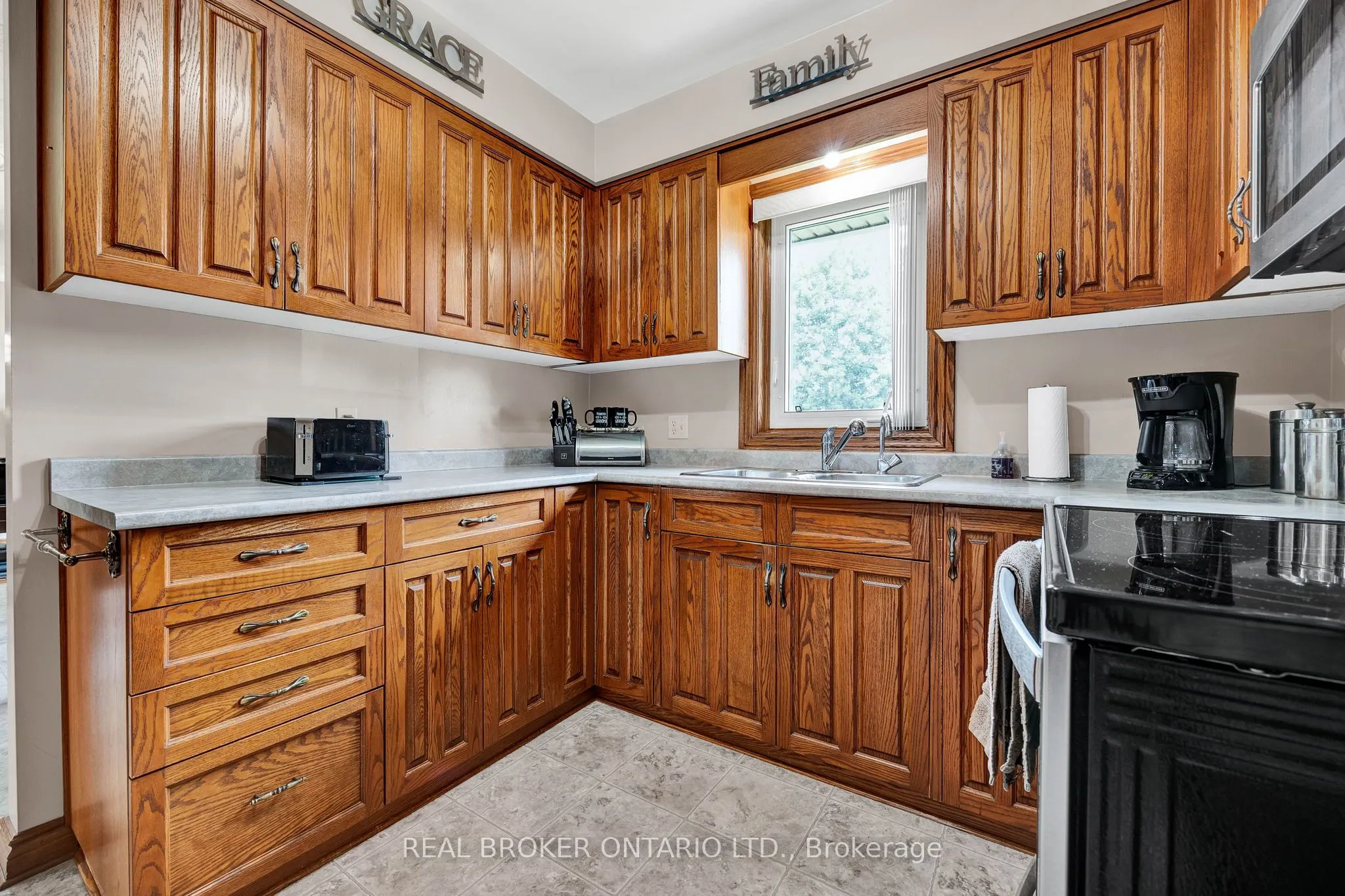 1 Shantz Place