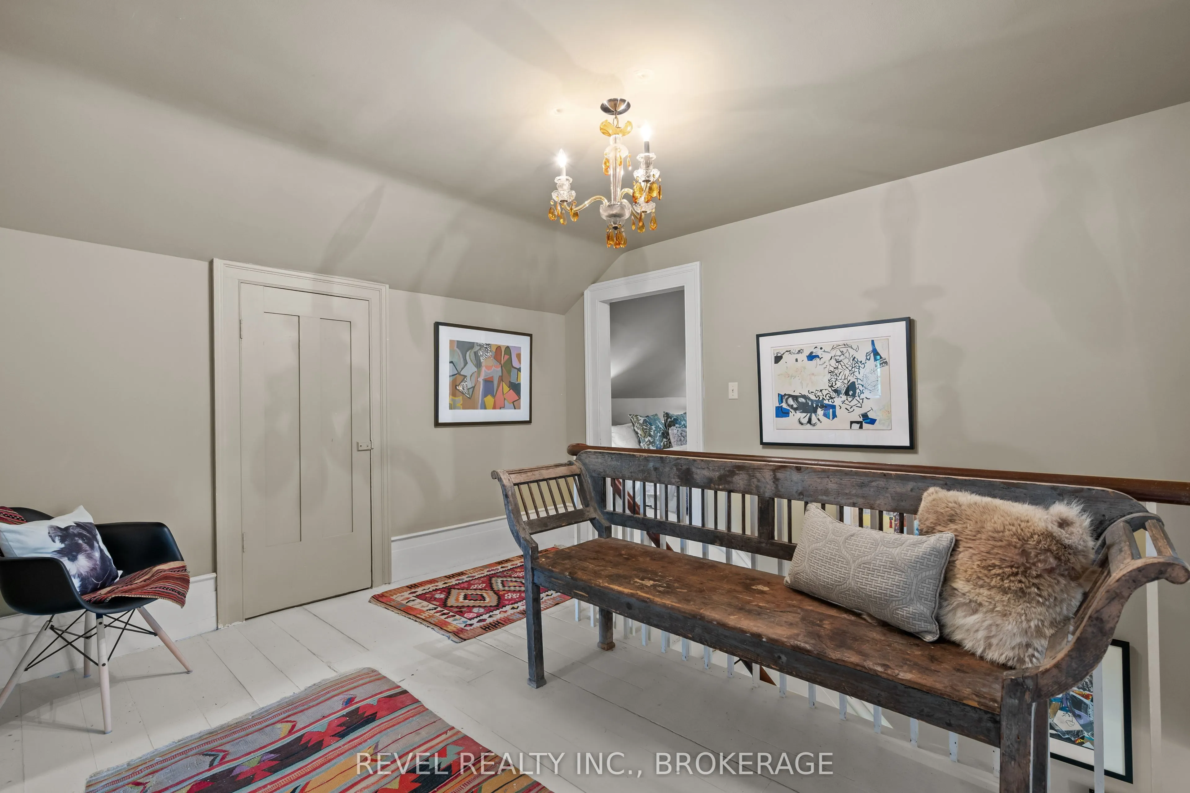 4247 Henderson Road