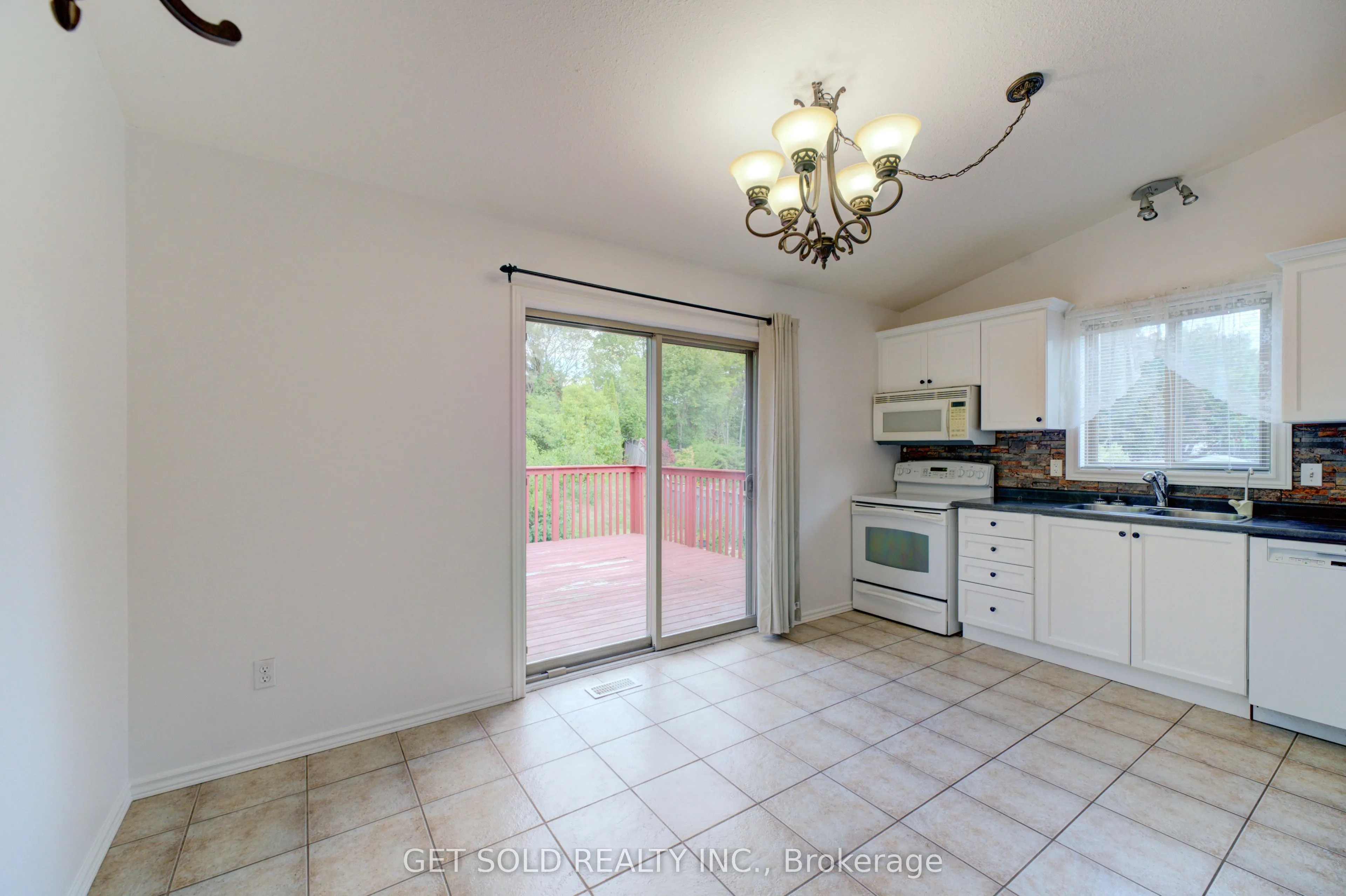 40 Jo Whitney Court