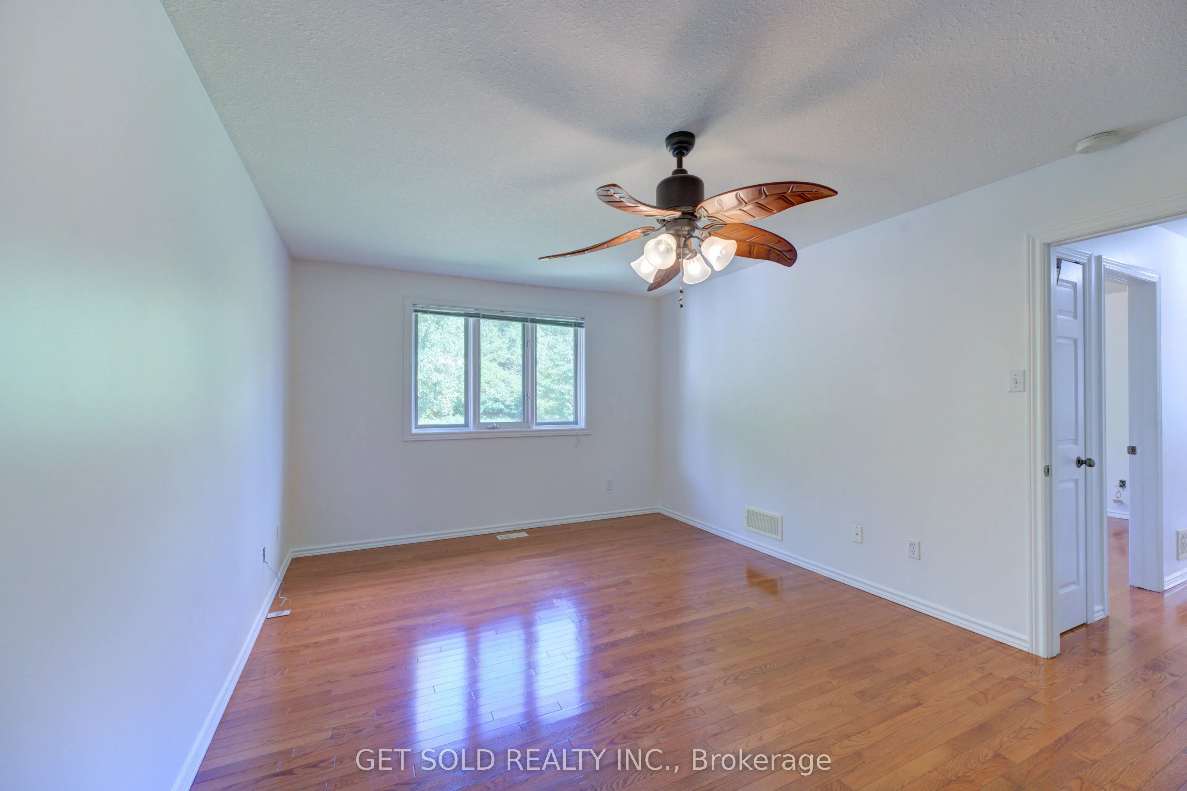 40 Jo Whitney Court