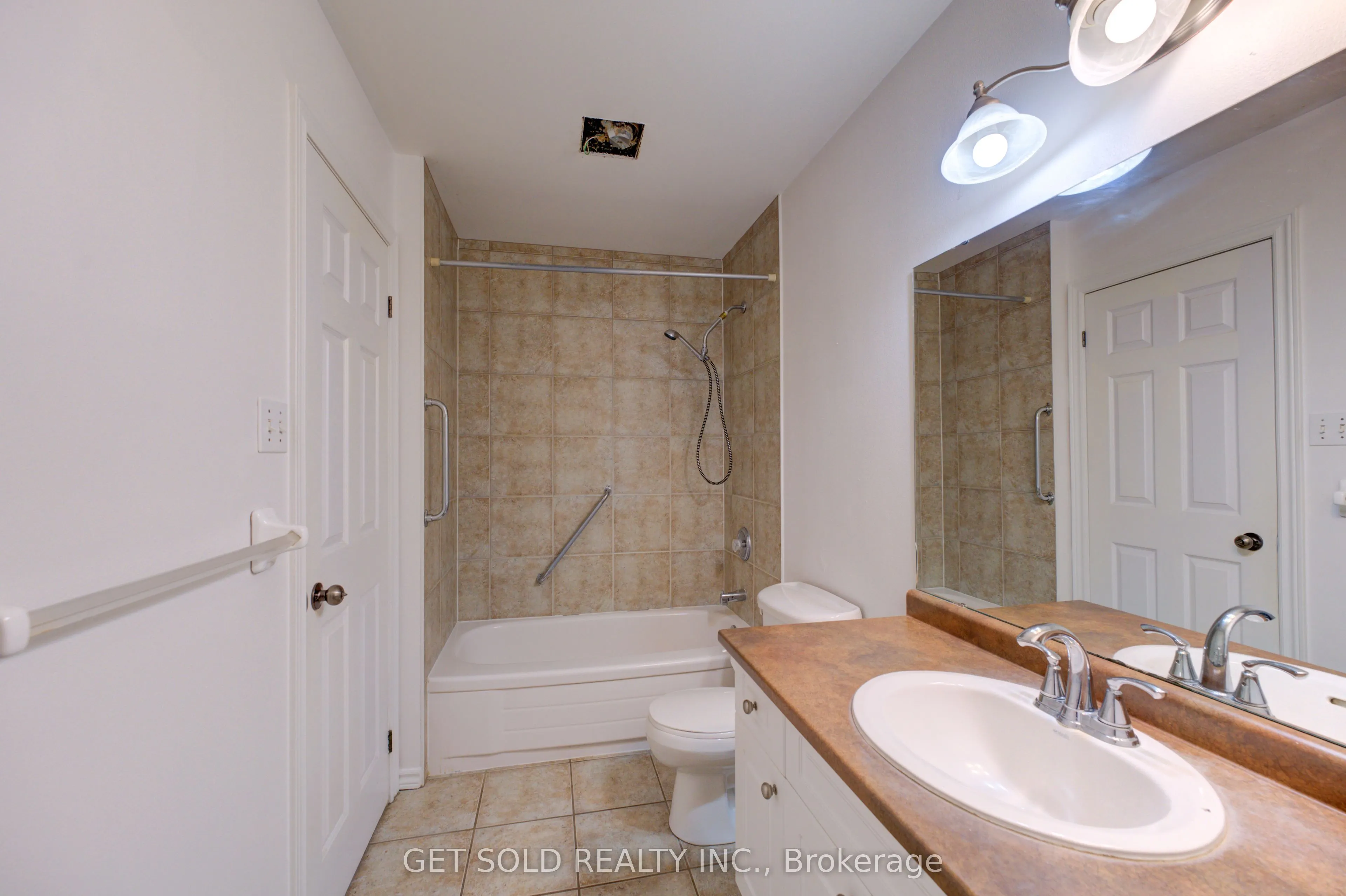 40 Jo Whitney Court